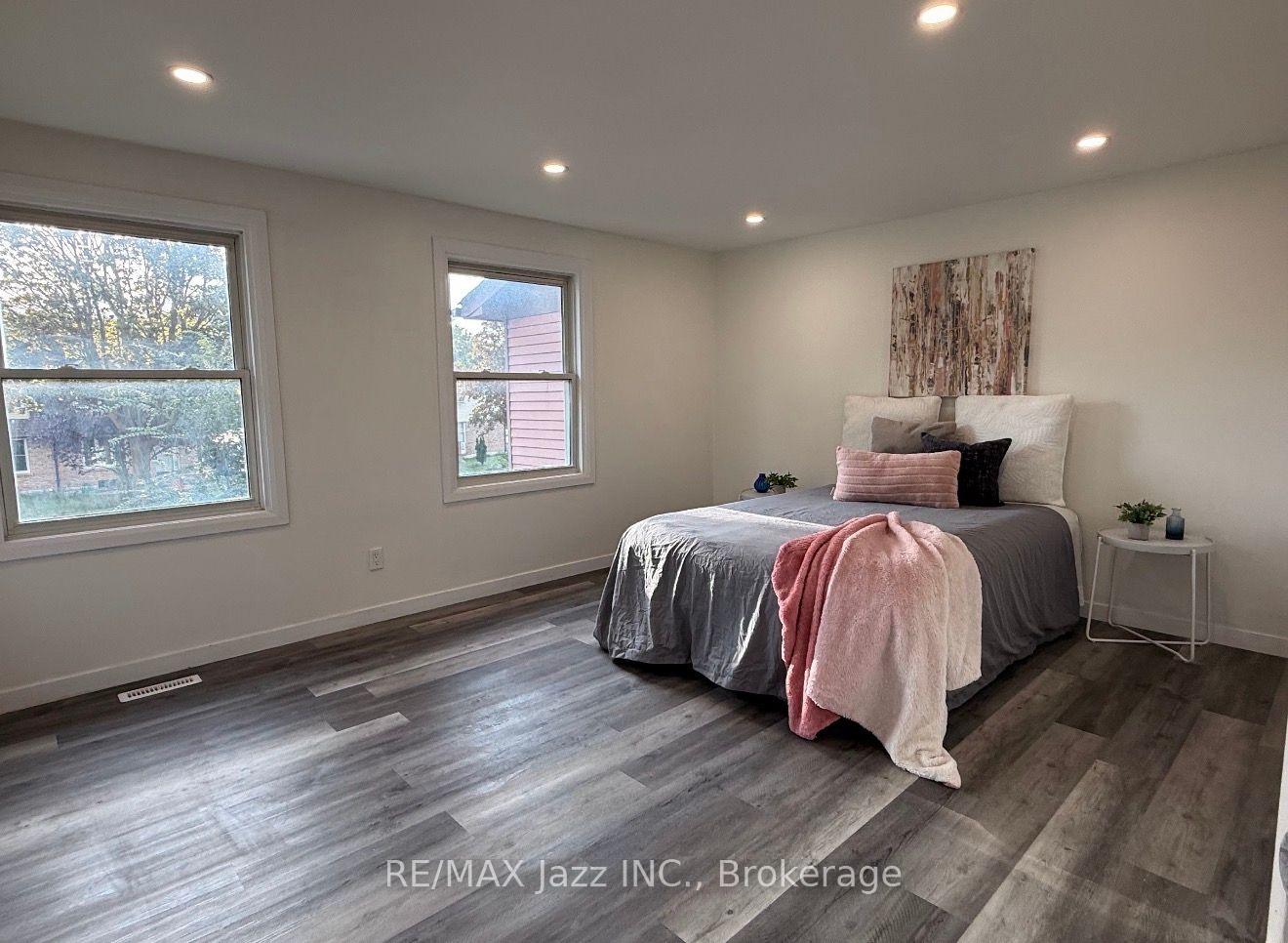 Photo 19 of 1293 Ludlow Court, Oshawa, Centennial — HOMEH