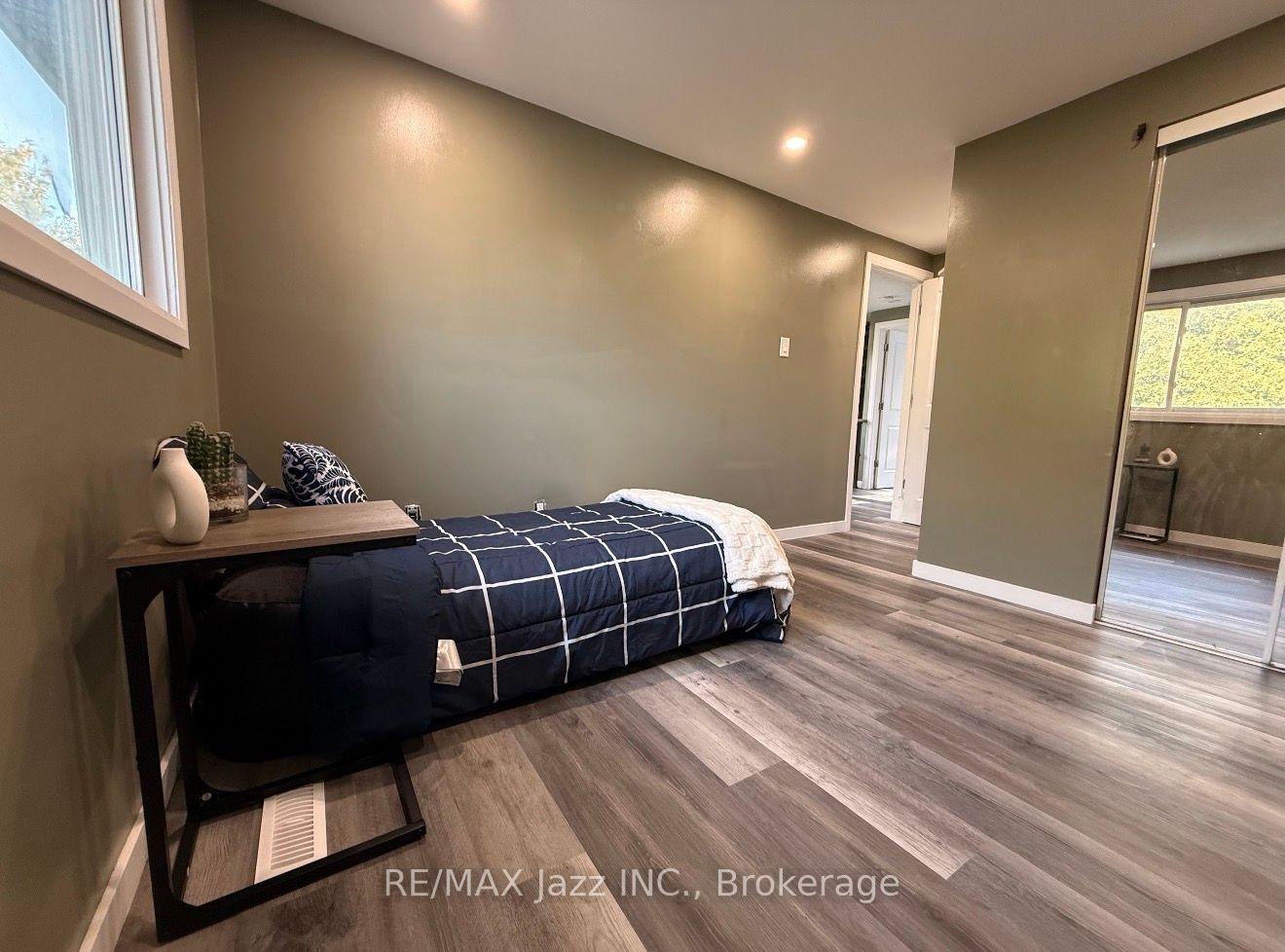 Photo 23 of 1293 Ludlow Court, Oshawa, Centennial — HOMEH