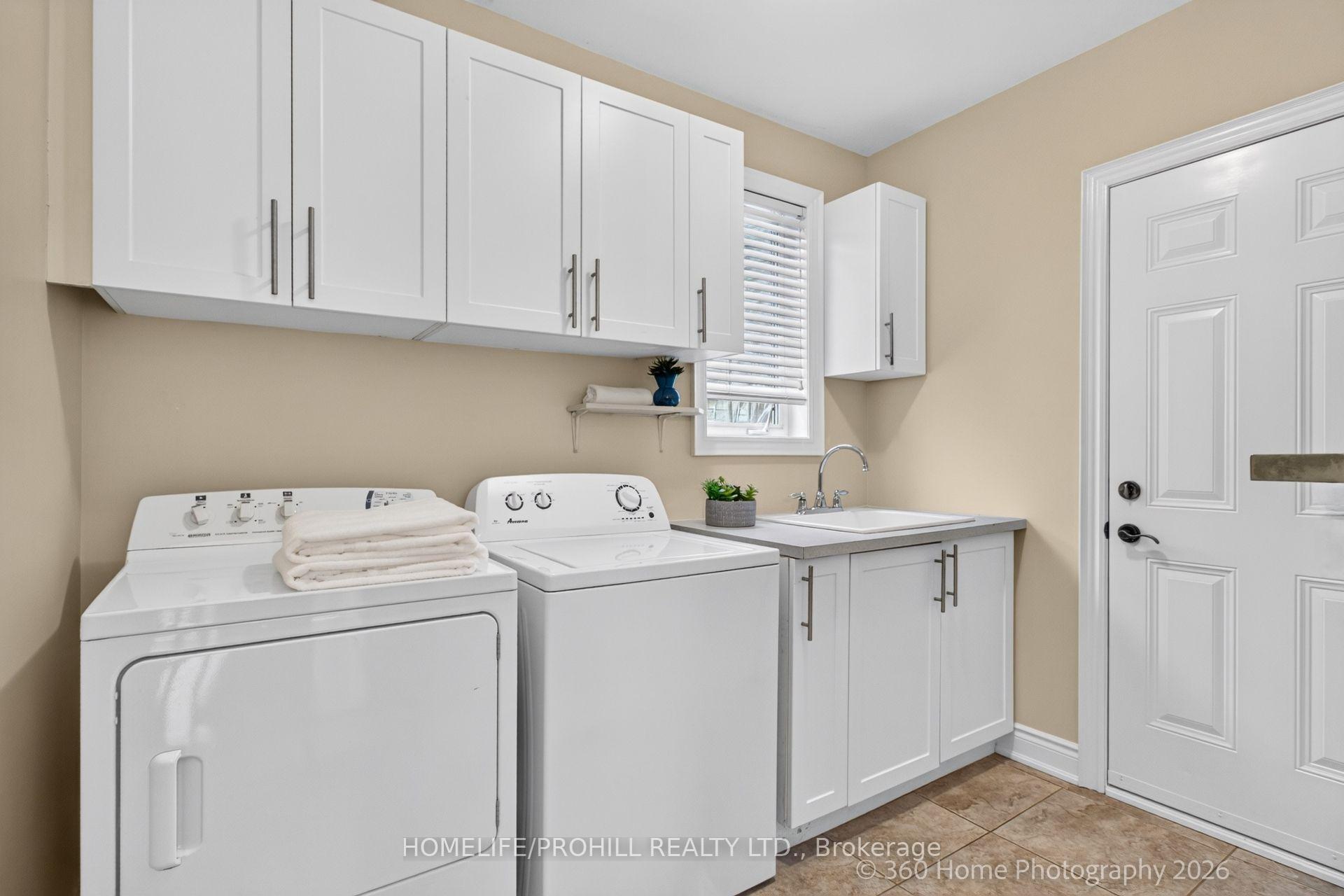 Photo 12 of 30 Danpatrick Drive, Richmond Hill, Rouge Woods — HOMEH