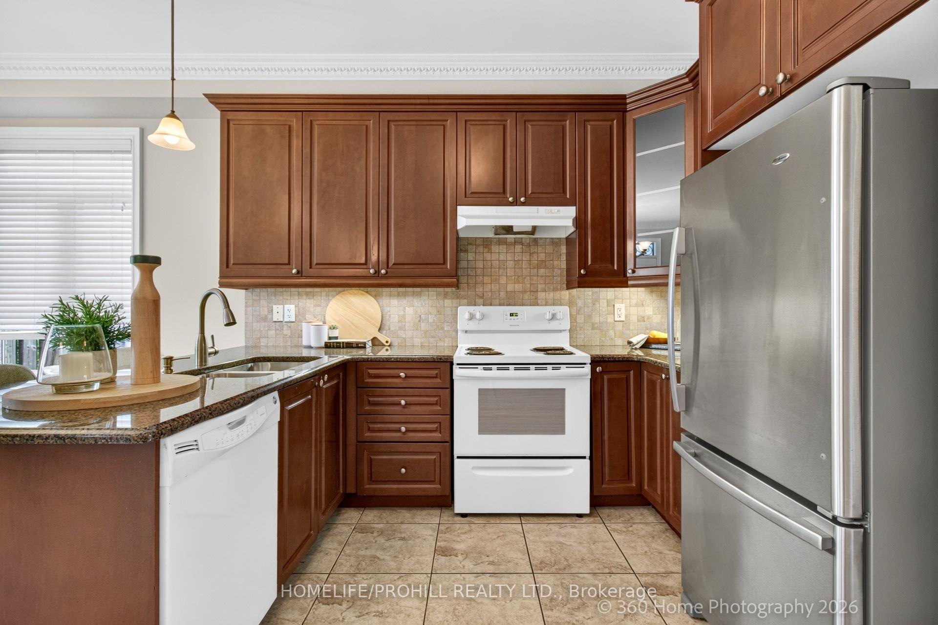Photo 14 of 30 Danpatrick Drive, Richmond Hill, Rouge Woods — HOMEH
