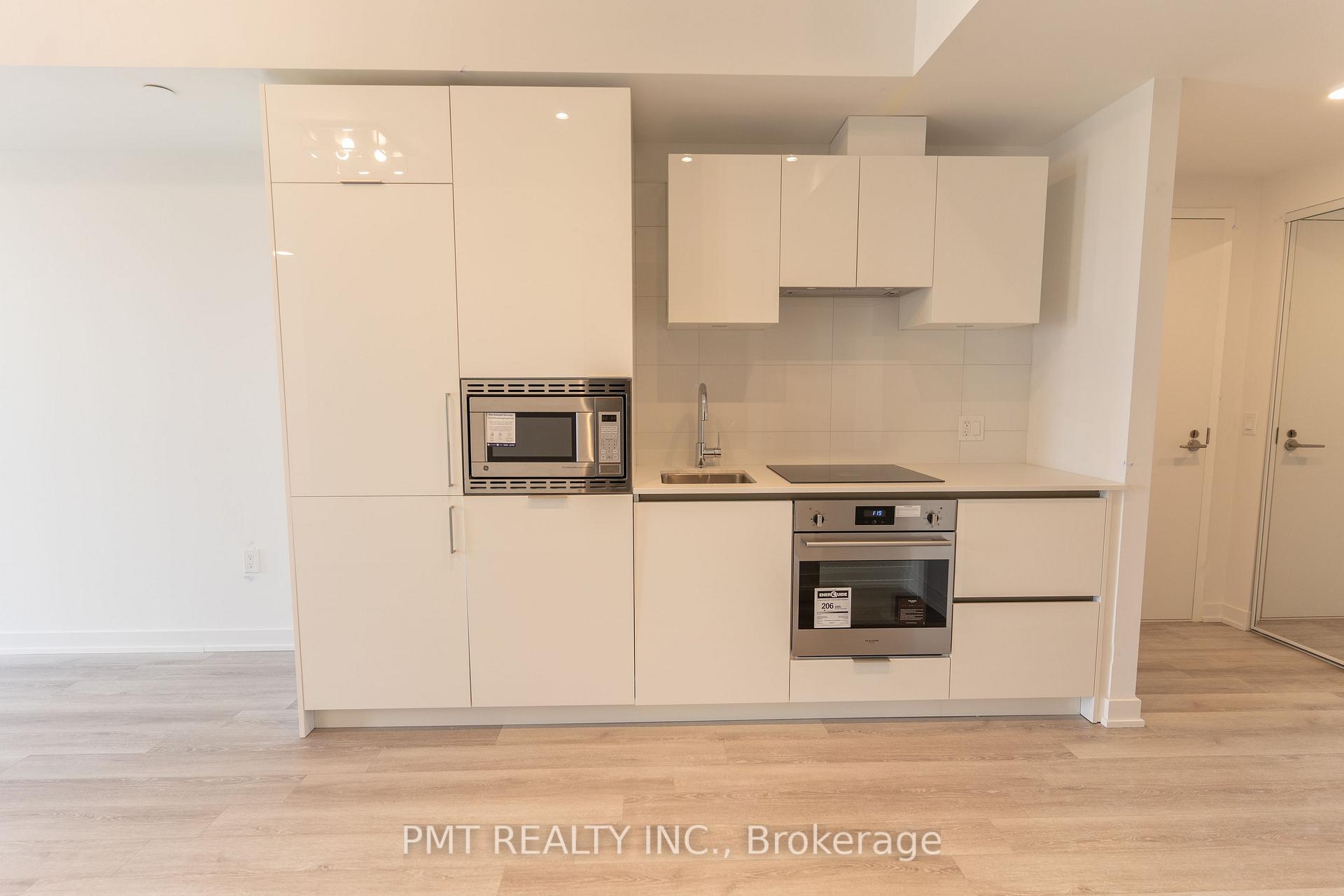 Photo 3 of Unit 2701, 238 Simcoe Street, Toronto, Kensington-Chinatown — HOMEH