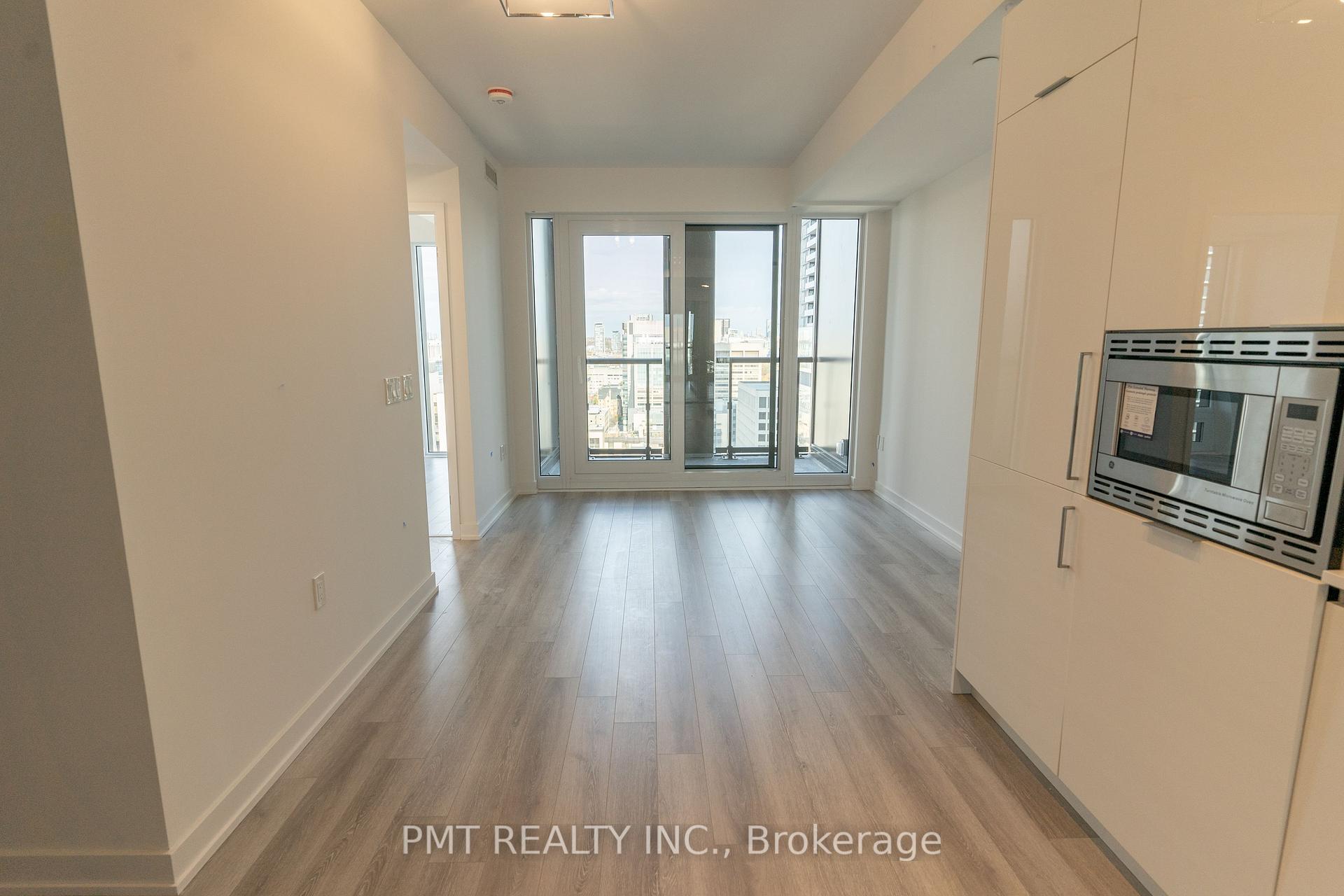 Photo 4 of Unit 2701, 238 Simcoe Street, Toronto, Kensington-Chinatown — HOMEH