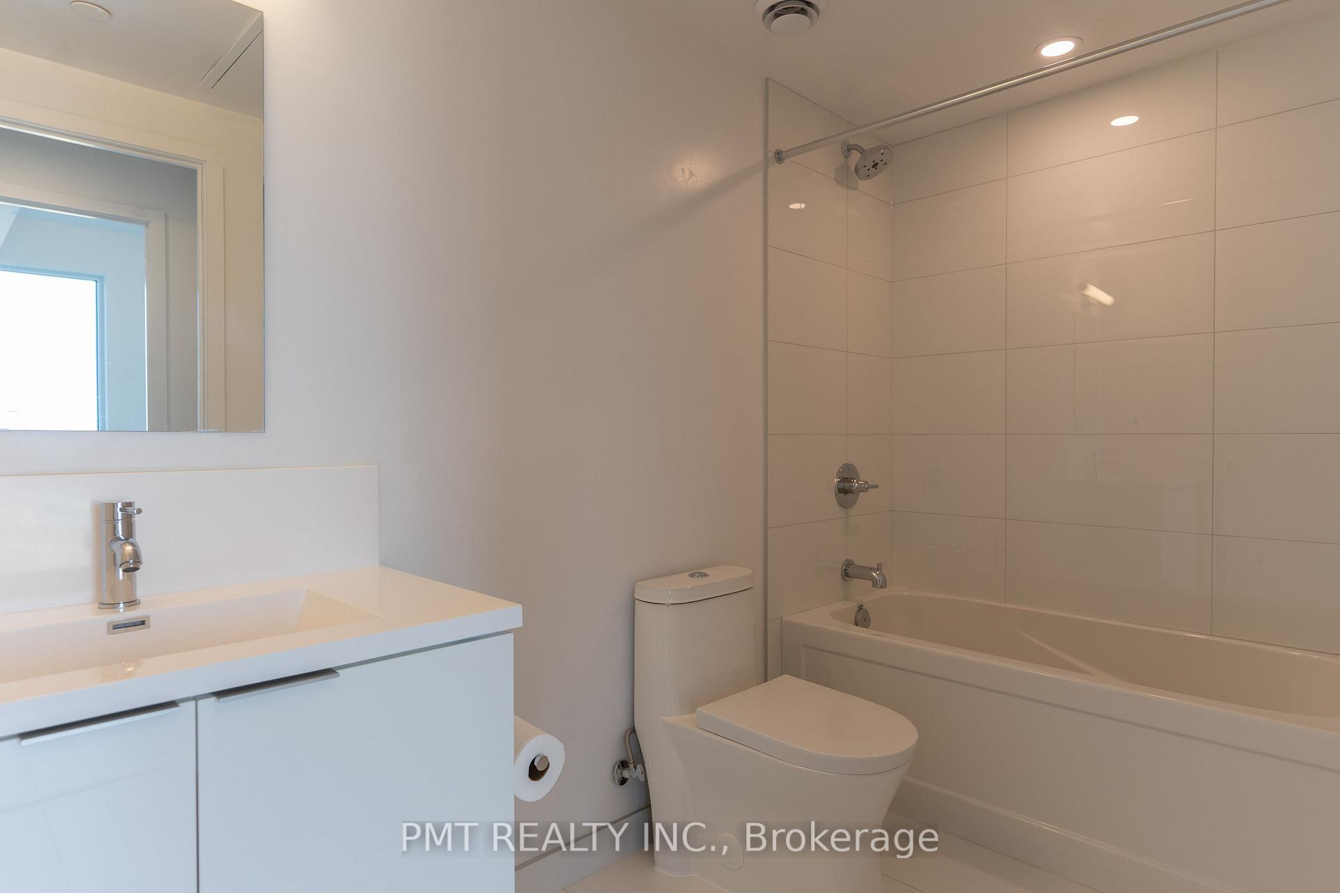 Photo 9 of Unit 2701, 238 Simcoe Street, Toronto, Kensington-Chinatown — HOMEH