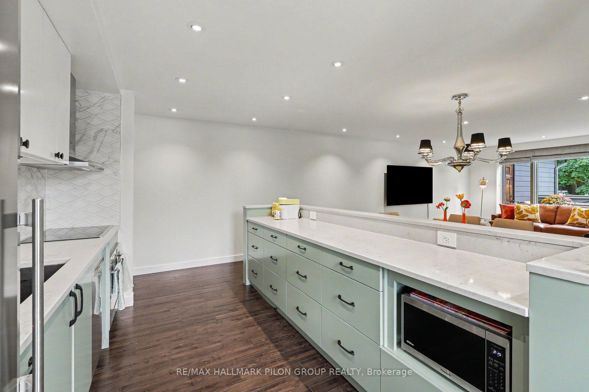 Photo 8 of Unit 5, 96 Frank Street, Ottawa, Ottawa Centre/Golden Triangle — HOMEH
