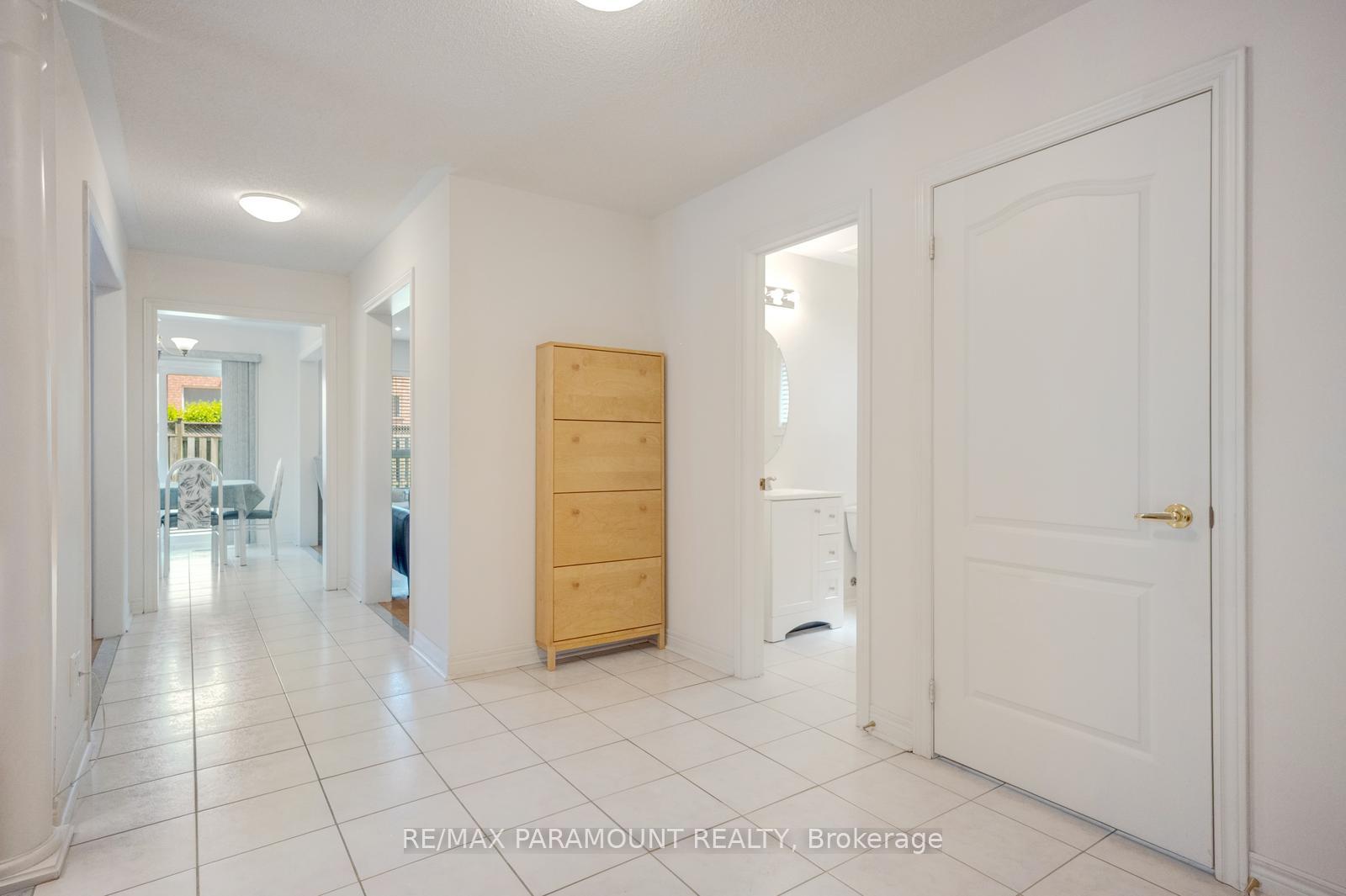 Photo 8 of 6407 Ormindale Way, Mississauga, East Credit — HOMEH