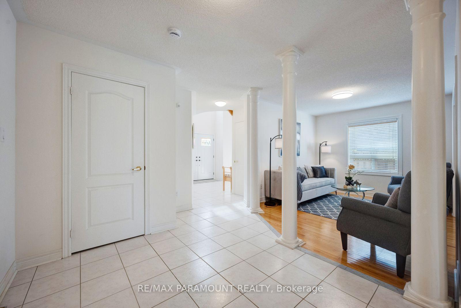 Photo 11 of 6407 Ormindale Way, Mississauga, East Credit — HOMEH