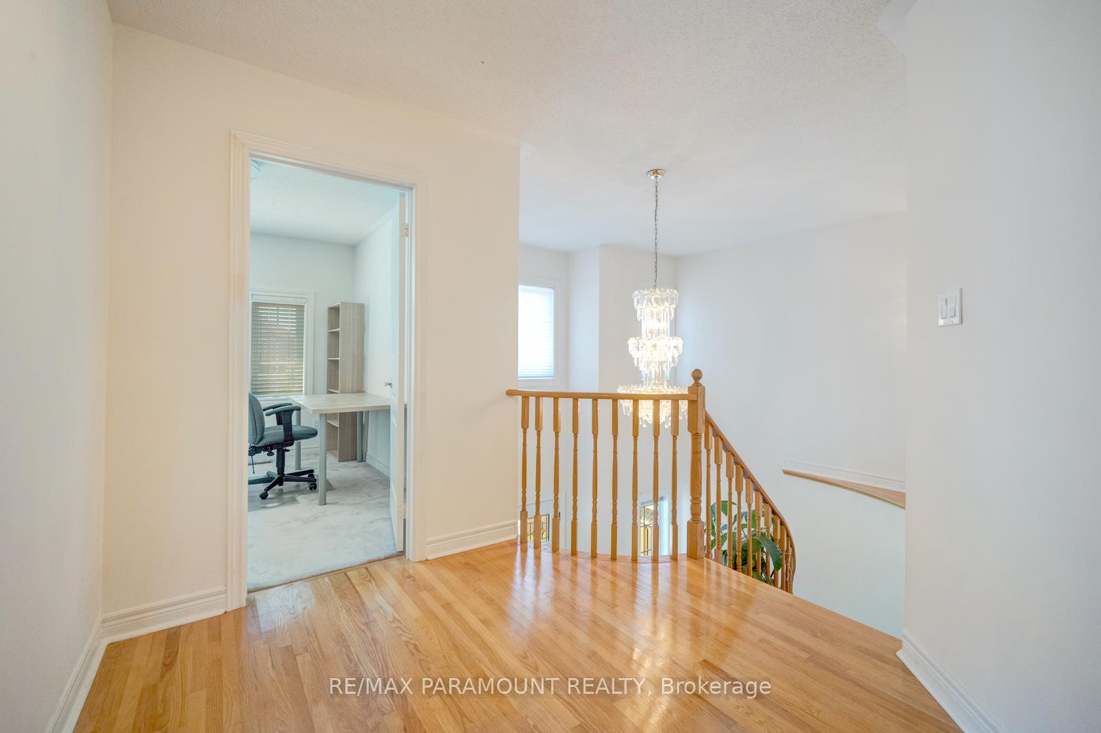 Photo 24 of 6407 Ormindale Way, Mississauga, East Credit — HOMEH