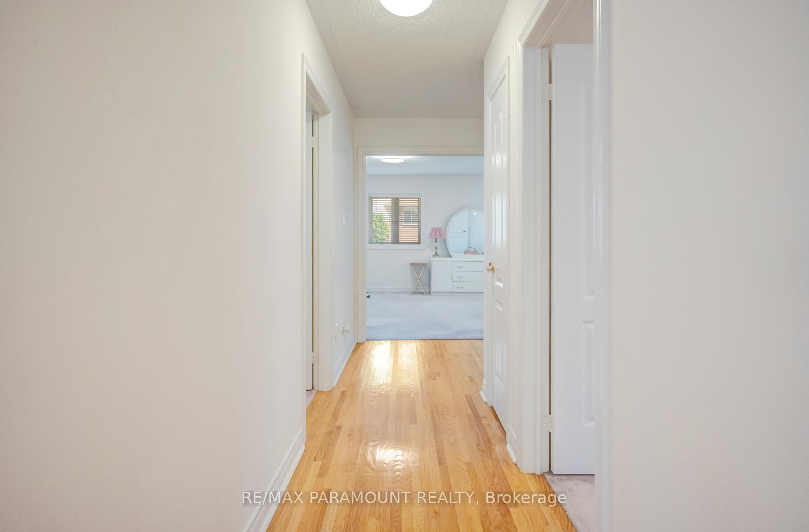 Photo 33 of 6407 Ormindale Way, Mississauga, East Credit — HOMEH