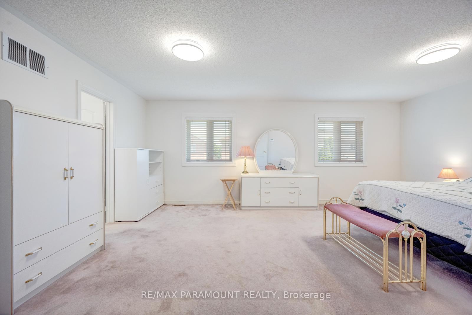 Photo 34 of 6407 Ormindale Way, Mississauga, East Credit — HOMEH