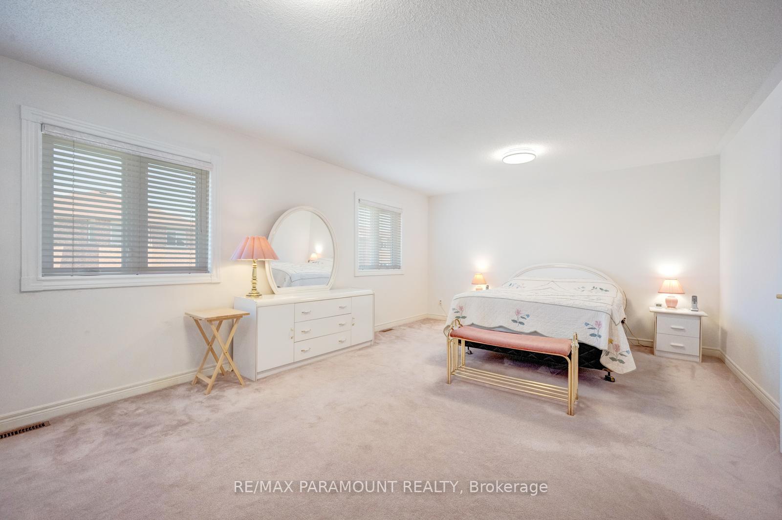 Photo 35 of 6407 Ormindale Way, Mississauga, East Credit — HOMEH
