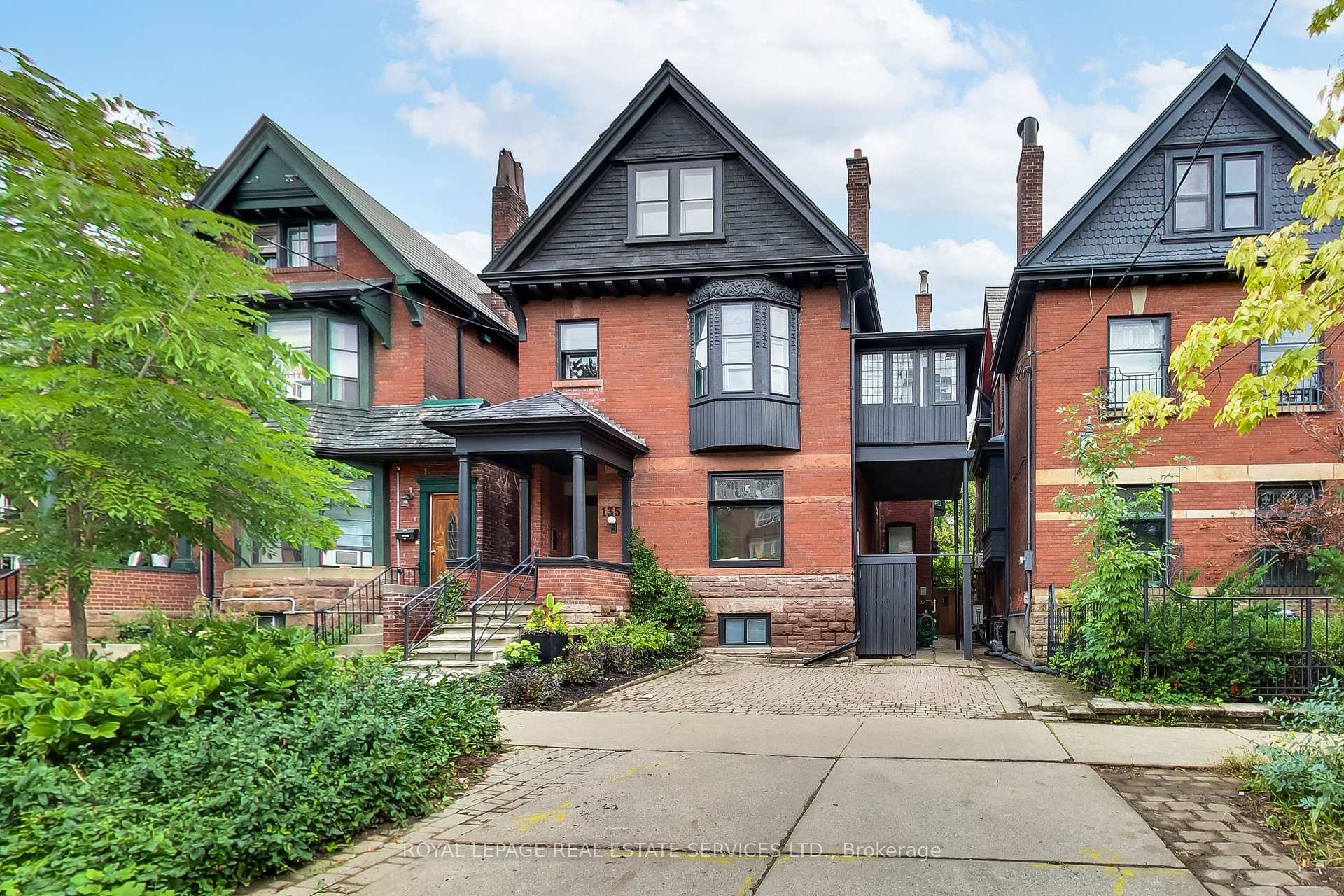 Photo 1 of 135 Madison Avenue, Toronto, The Annex — HOMEH