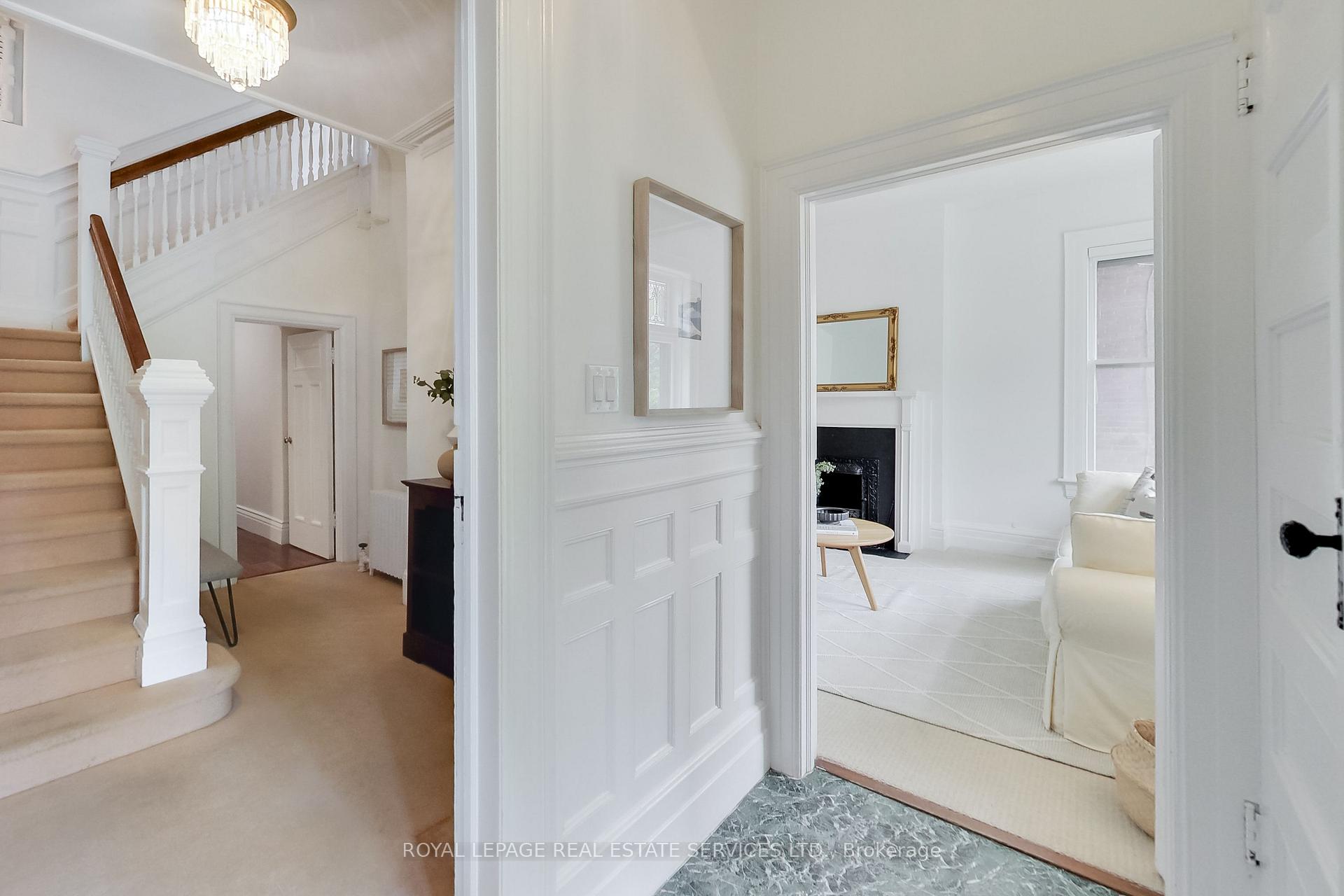 Photo 5 of 135 Madison Avenue, Toronto, The Annex — HOMEH