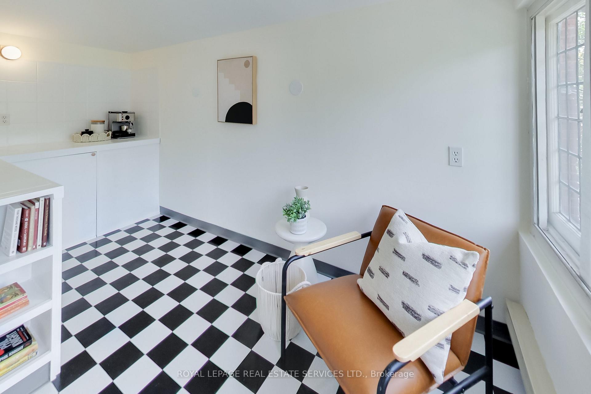 Photo 29 of 135 Madison Avenue, Toronto, The Annex — HOMEH
