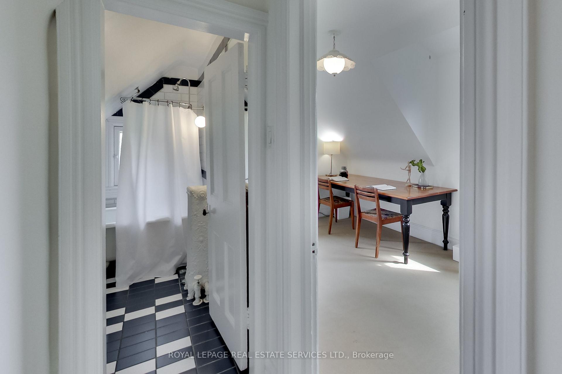 Photo 43 of 135 Madison Avenue, Toronto, The Annex — HOMEH