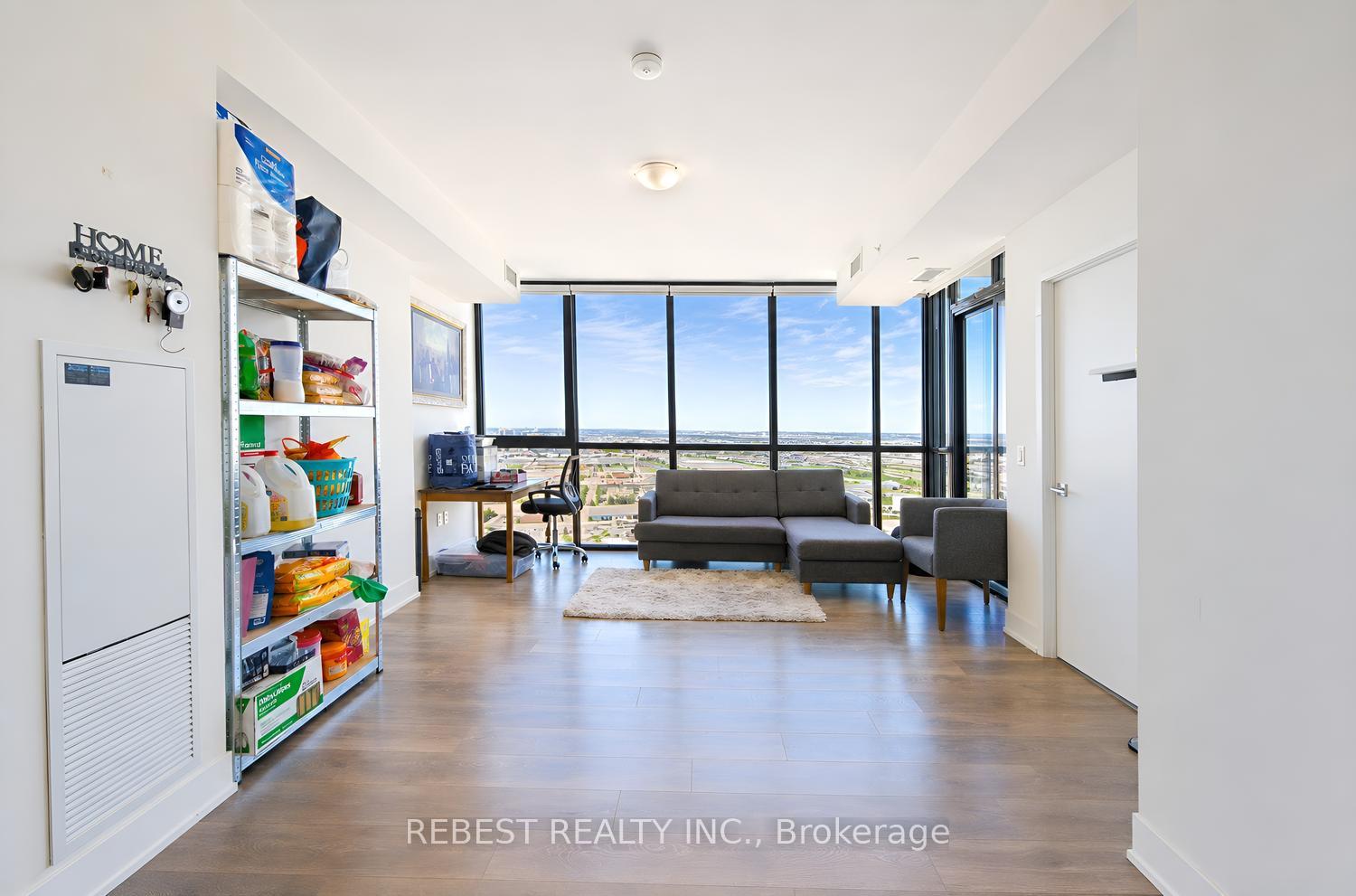 Photo 8 of Unit 3608, 2908 Highway 7 Road, Vaughan, Concord — HOMEH