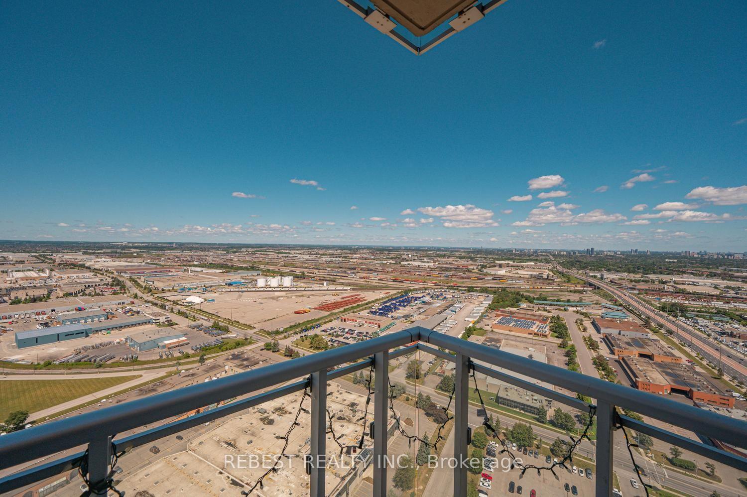 Photo 19 of Unit 3608, 2908 Highway 7 Road, Vaughan, Concord — HOMEH