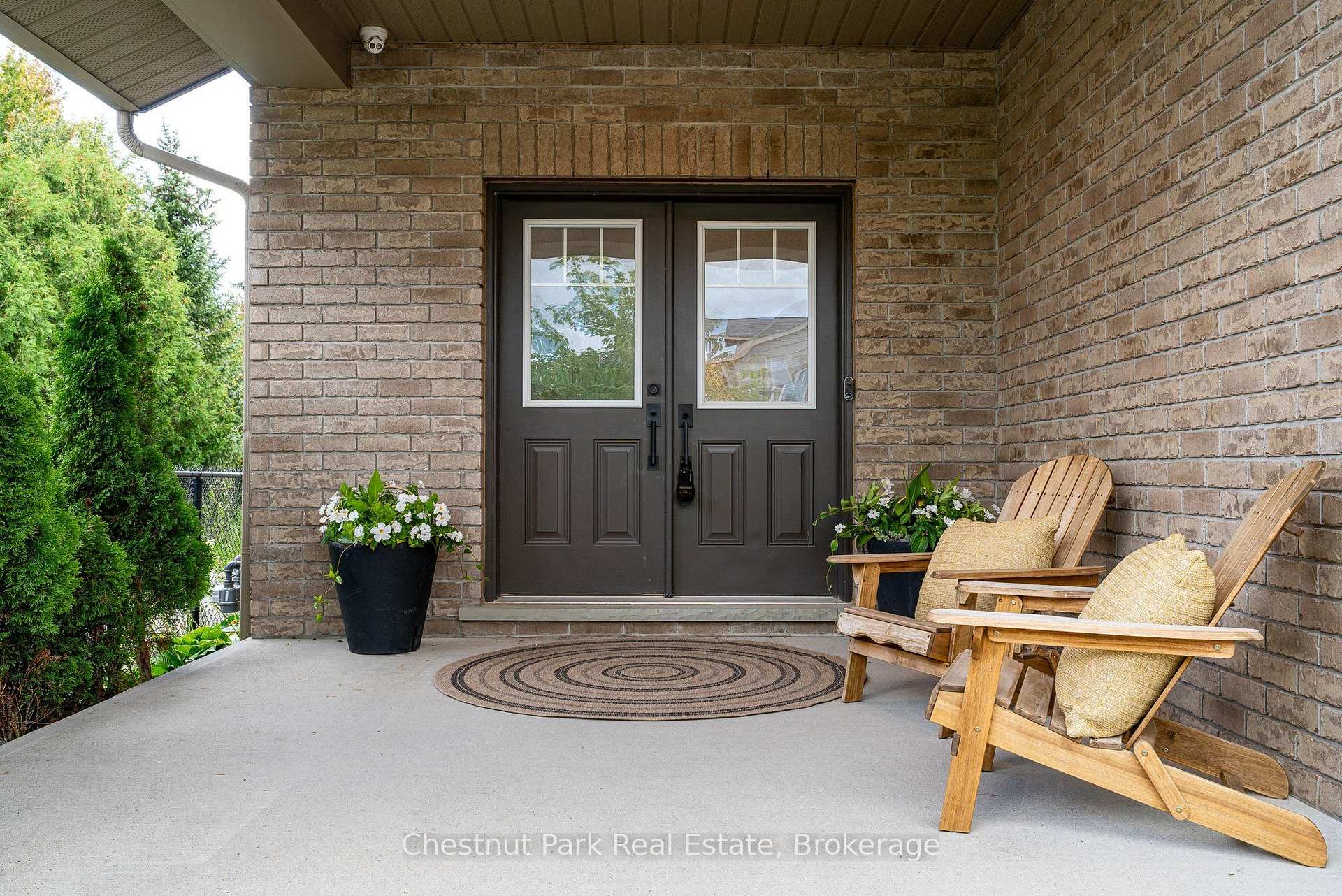Photo 4 of 35 Kayla Crescent, Collingwood — HOMEH