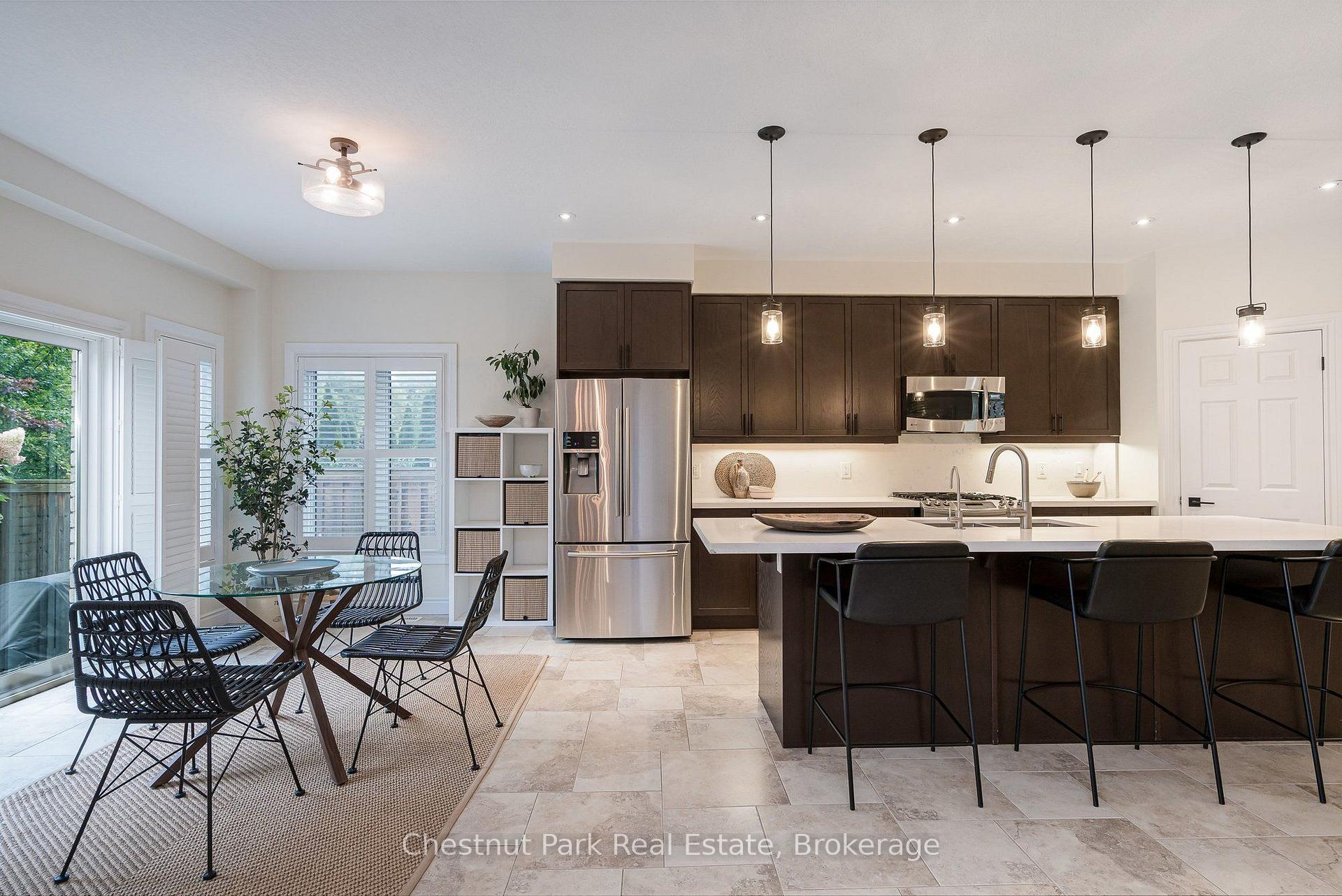 Photo 13 of 35 Kayla Crescent, Collingwood — HOMEH