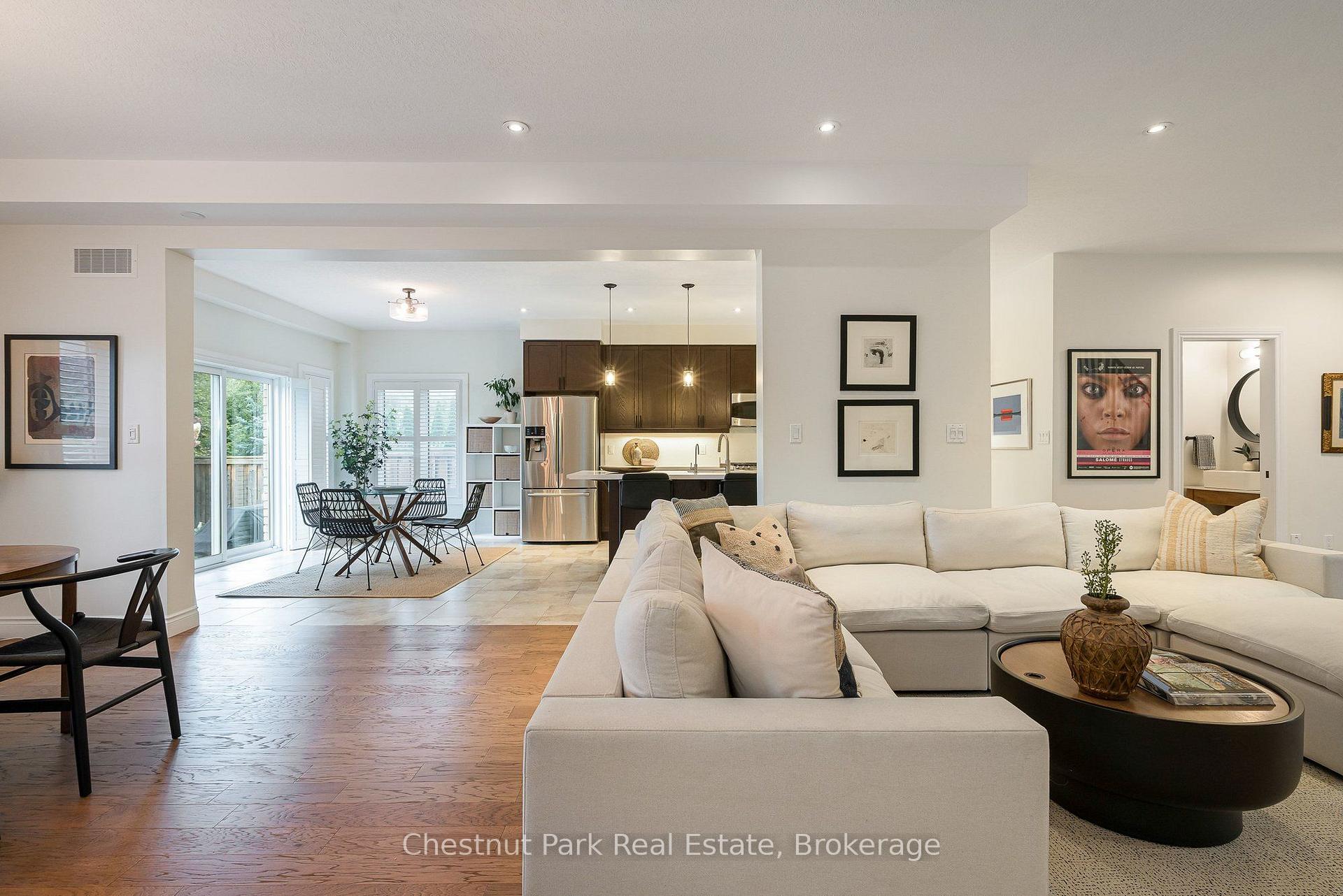 Photo 21 of 35 Kayla Crescent, Collingwood — HOMEH