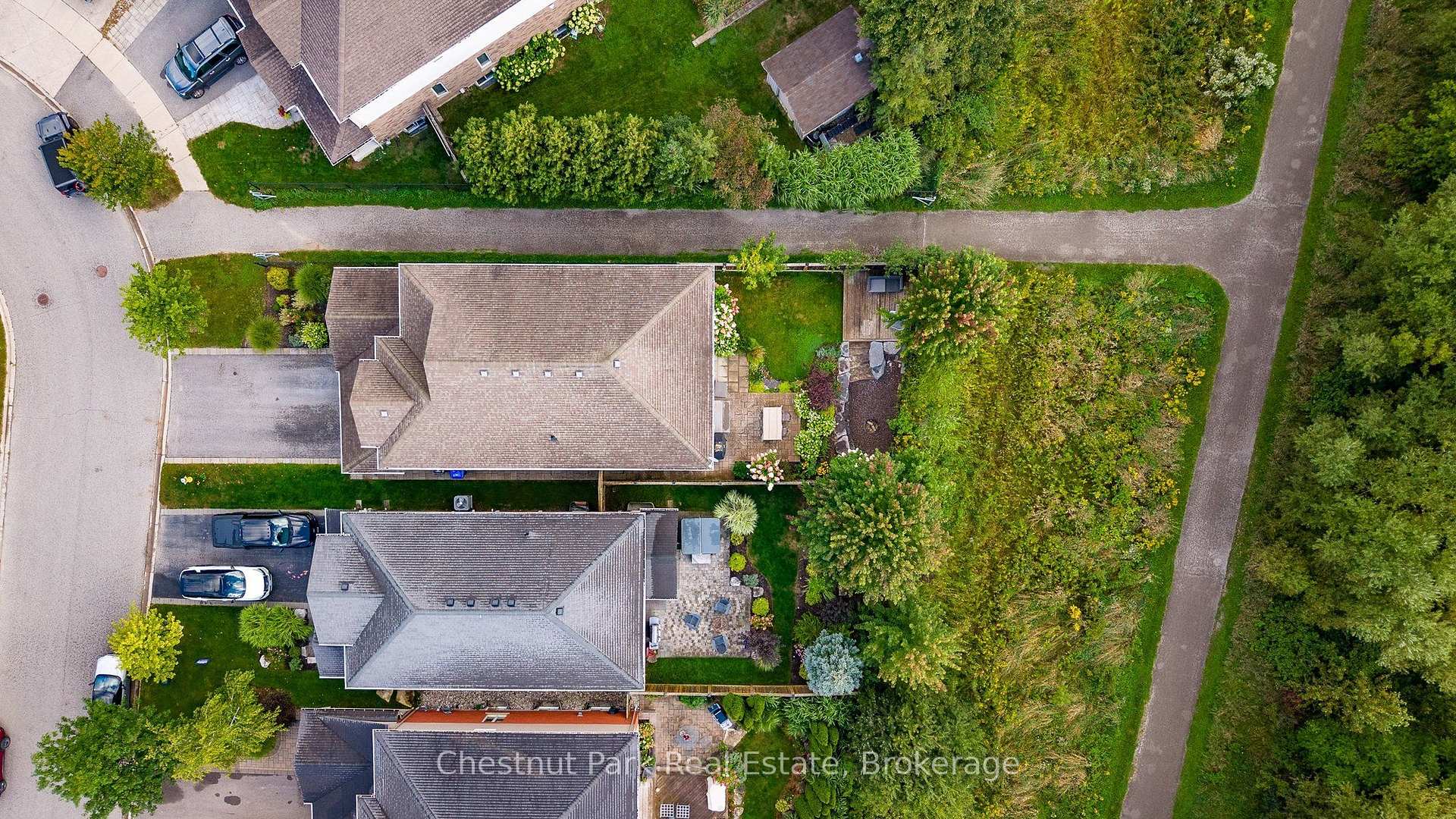Photo 42 of 35 Kayla Crescent, Collingwood — HOMEH