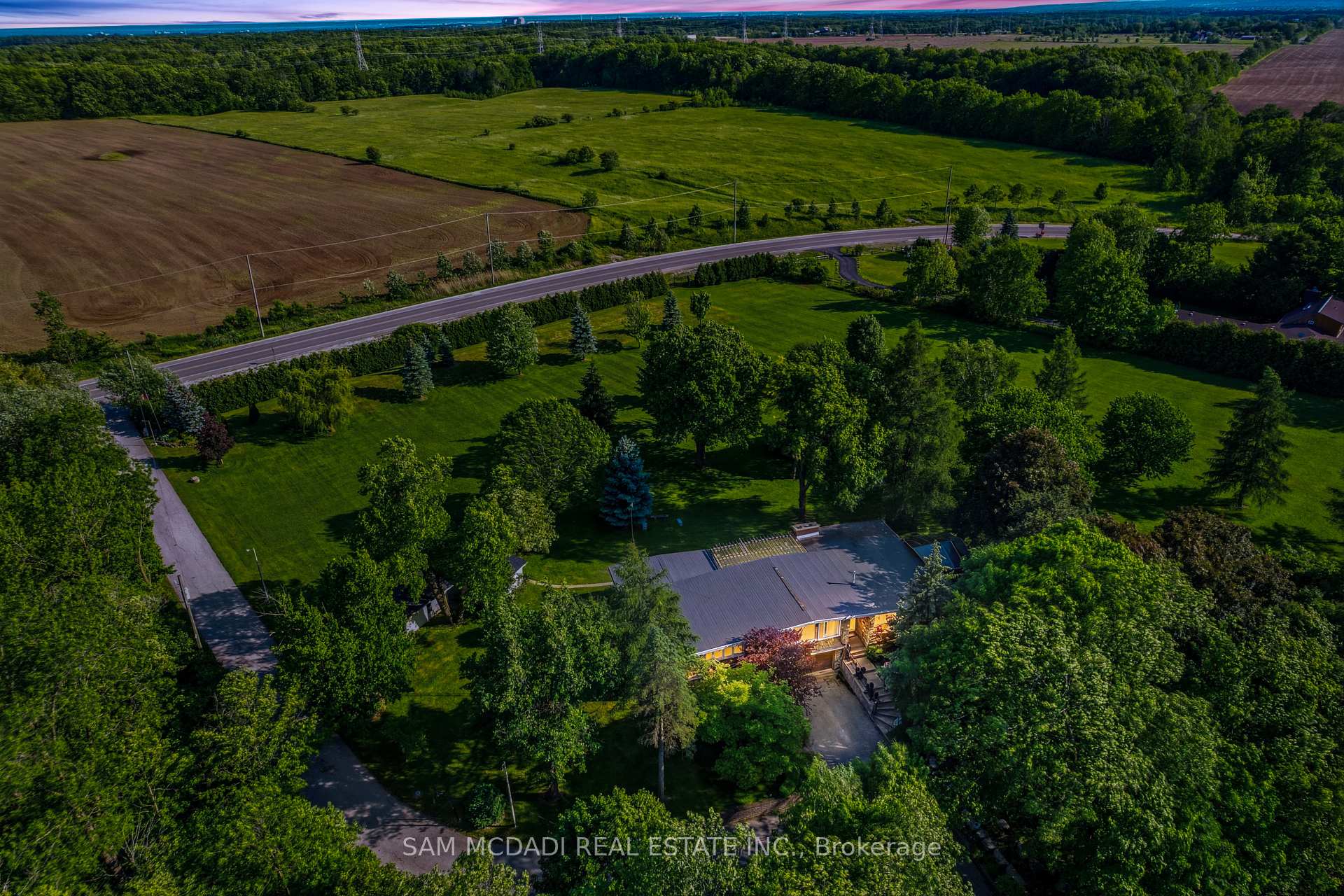 Photo 2 of 825 Lower Base Line W, Milton, Rural Trafalgar — HOMEH