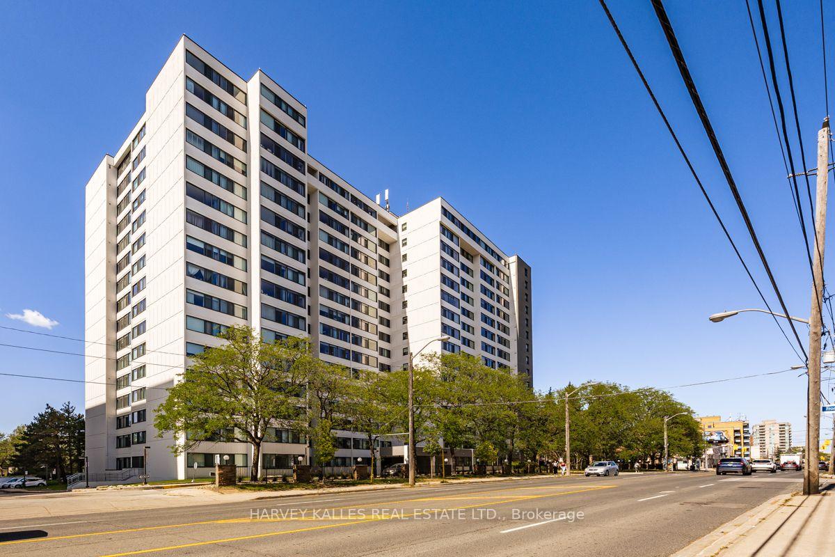 Photo of Unit 110, 3000 Bathurst Street