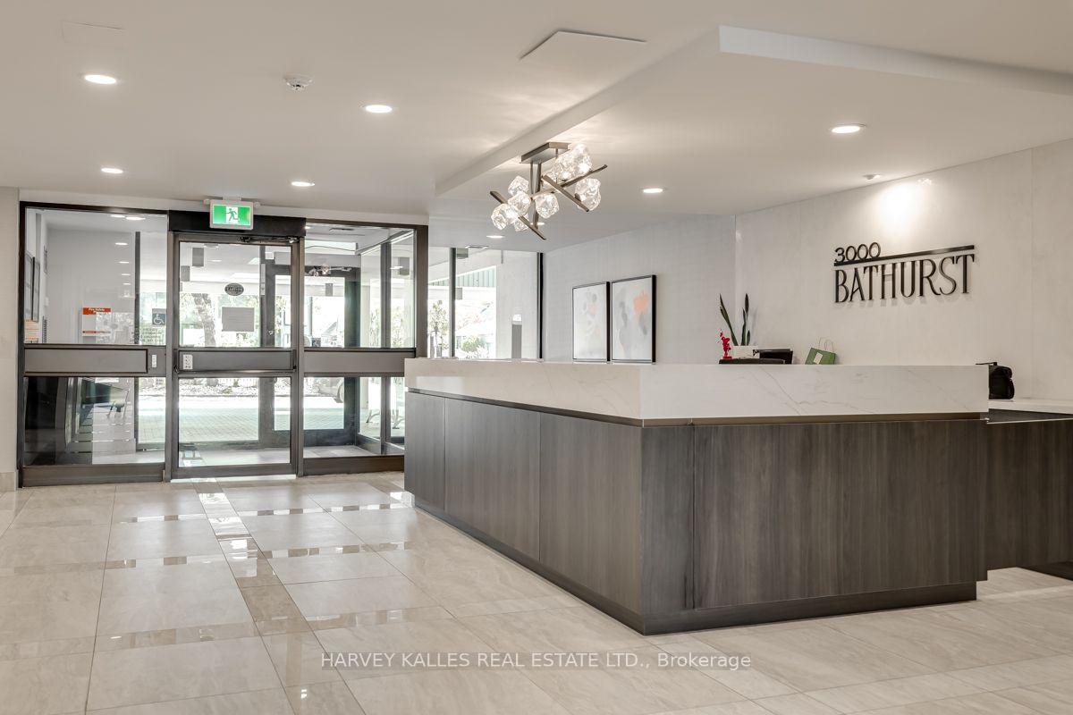 Photo 3 of Unit 110, 3000 Bathurst Street, Toronto, Englemount-Lawrence — HOMEH