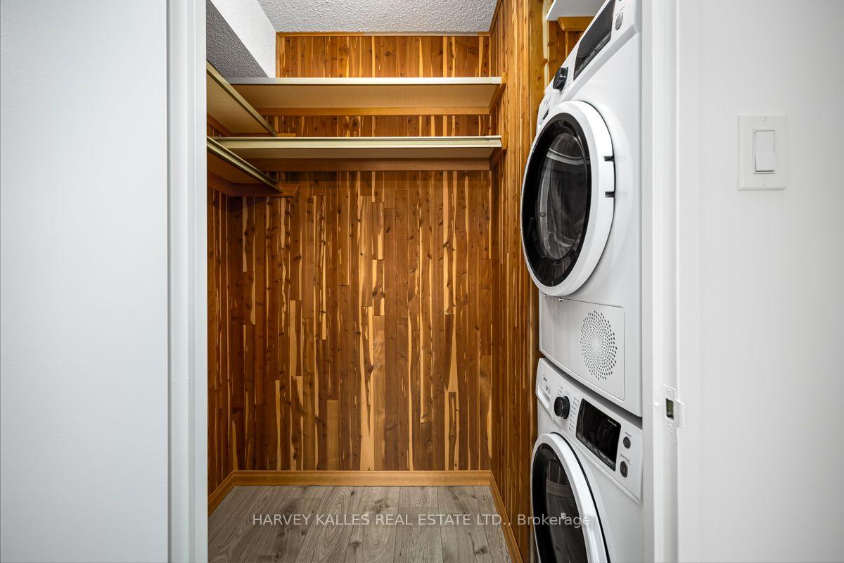 Photo 12 of Unit 110, 3000 Bathurst Street, Toronto, Englemount-Lawrence — HOMEH