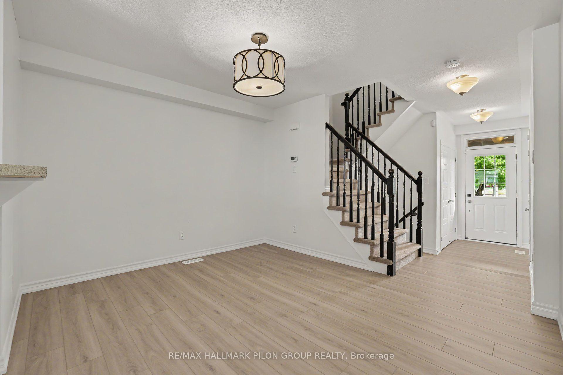 Photo 7 of 232 Soleil Avenue, Ottawa, Notting Hill/Summerside — HOMEH