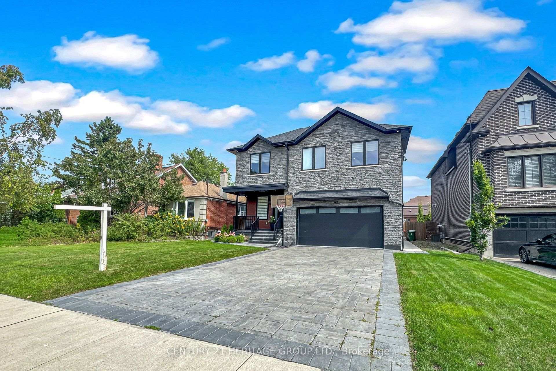 Photo 10 of 99 Twenty Seventh Street, Etobicoke, Long Branch — HOMEH