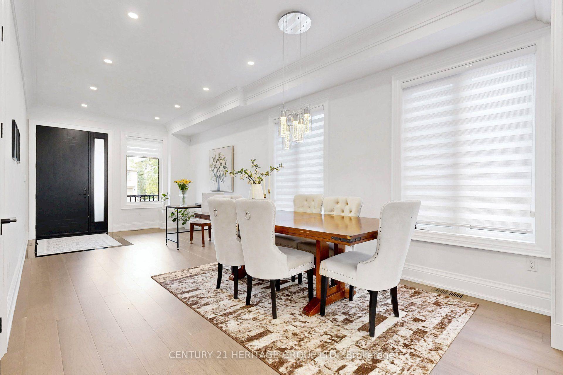Photo 20 of 99 Twenty Seventh Street, Etobicoke, Long Branch — HOMEH