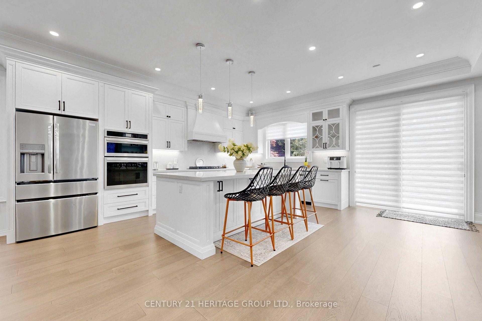 Photo 21 of 99 Twenty Seventh Street, Etobicoke, Long Branch — HOMEH