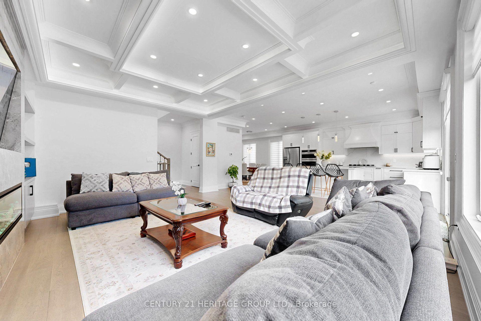 Photo 30 of 99 Twenty Seventh Street, Etobicoke, Long Branch — HOMEH