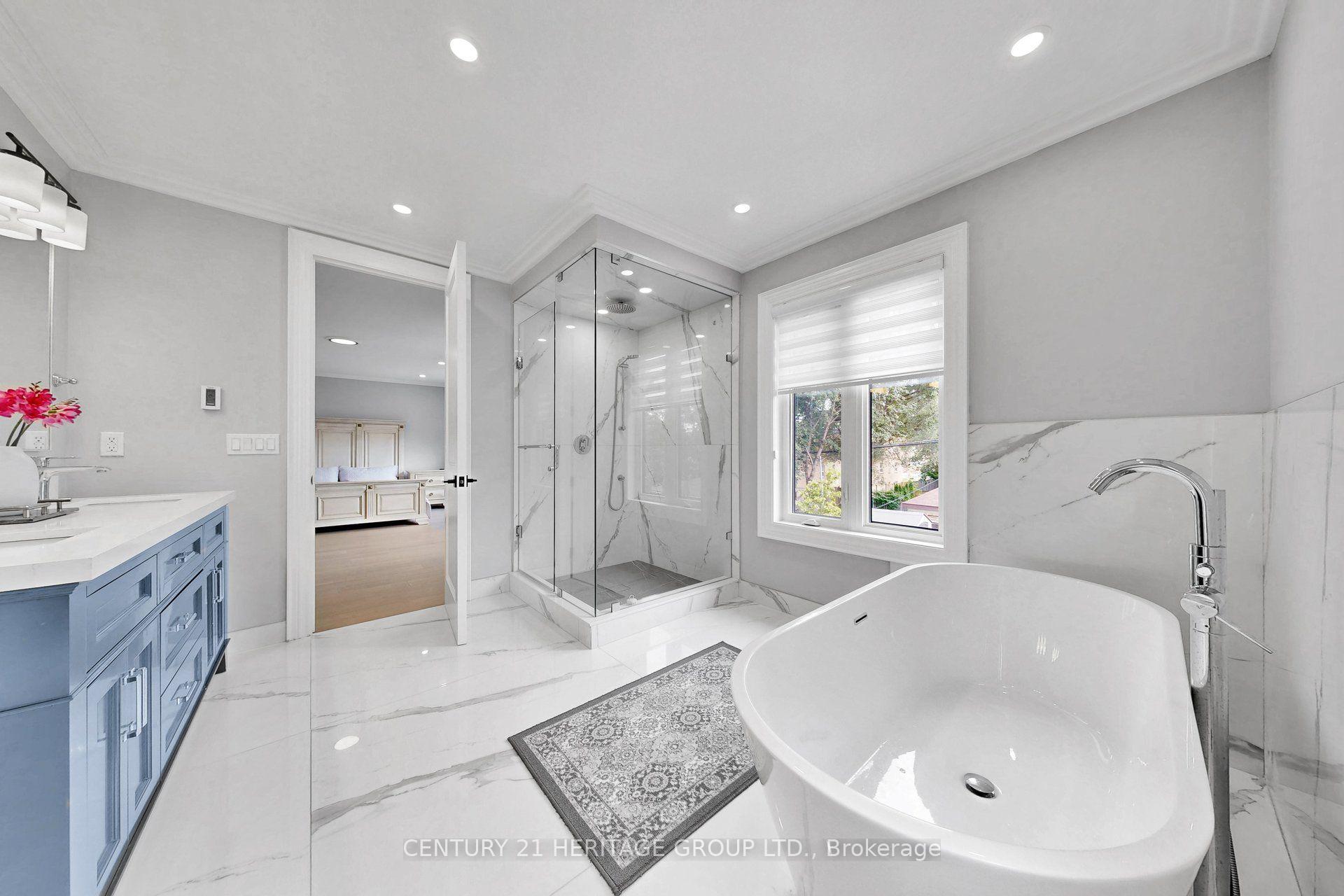 Photo 44 of 99 Twenty Seventh Street, Etobicoke, Long Branch — HOMEH