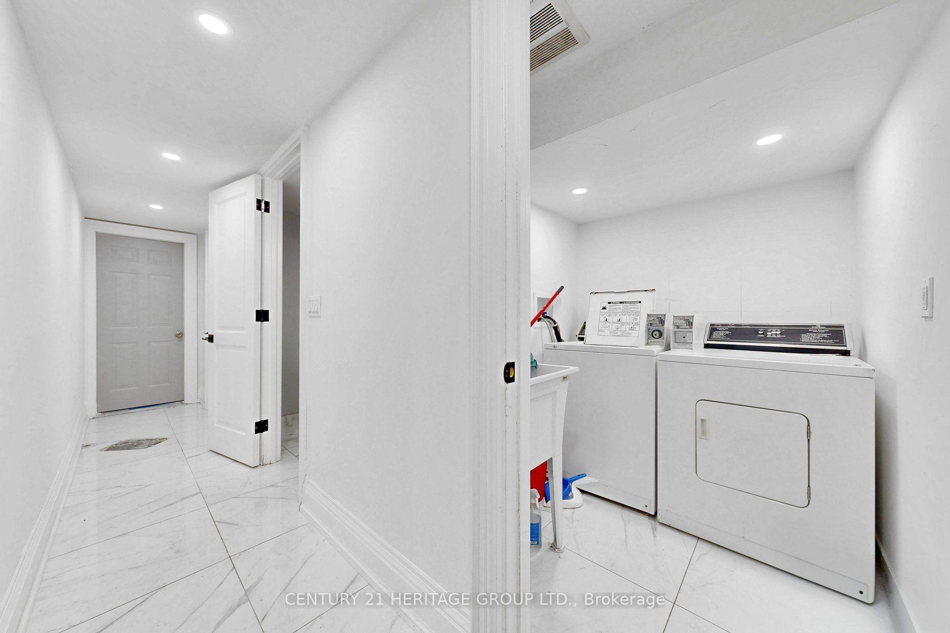 Photo 48 of 99 Twenty Seventh Street, Etobicoke, Long Branch — HOMEH