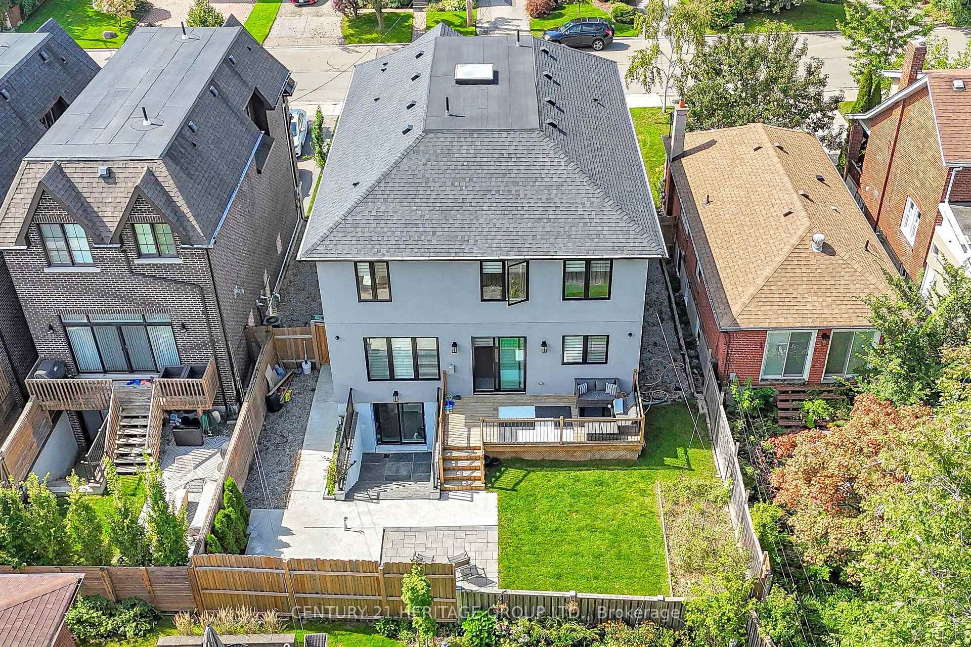Photo 57 of 99 Twenty Seventh Street, Etobicoke, Long Branch — HOMEH
