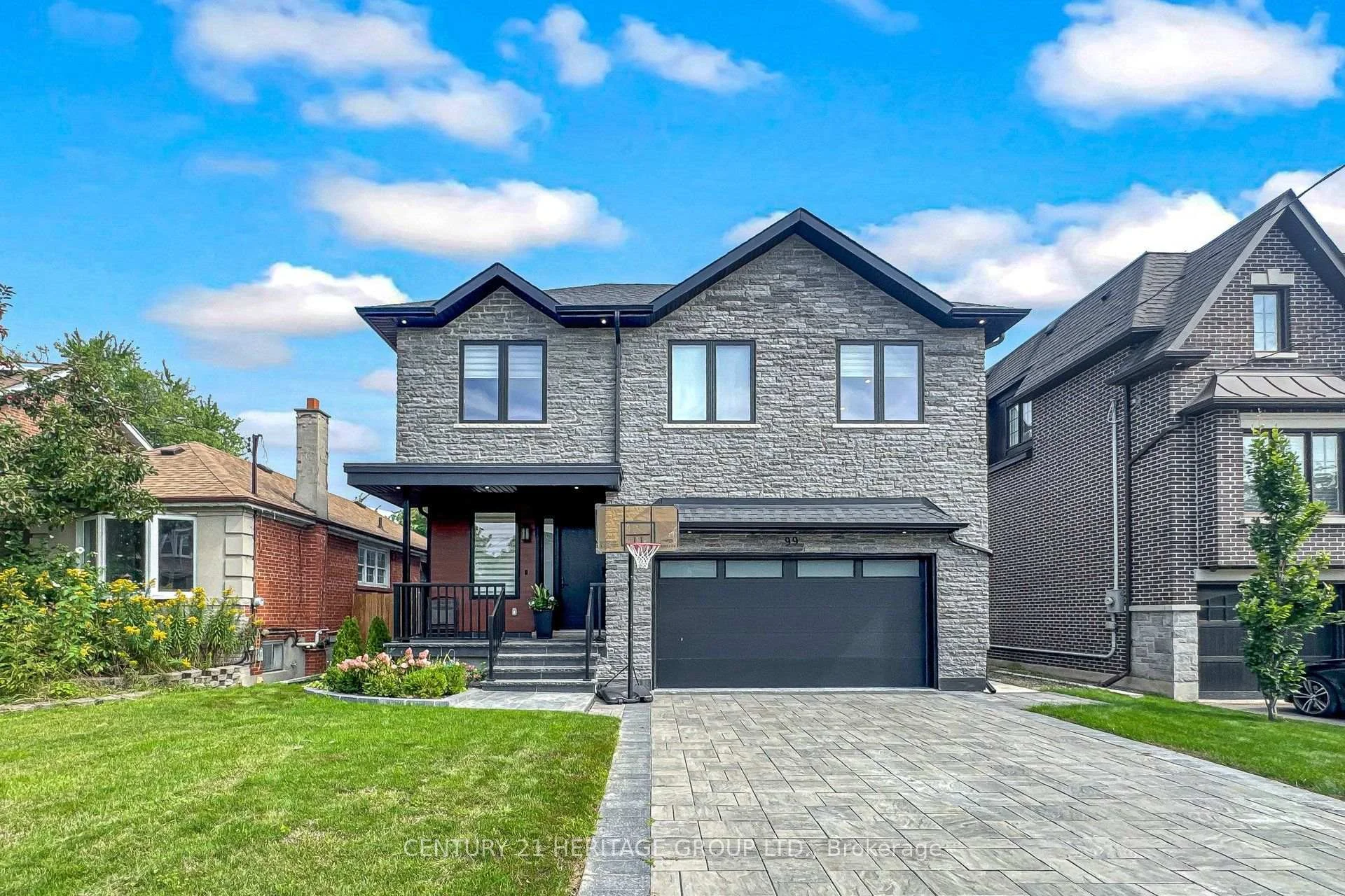 Photo 12 of 99 Twenty Seventh Street, Etobicoke, Long Branch — HOMEH