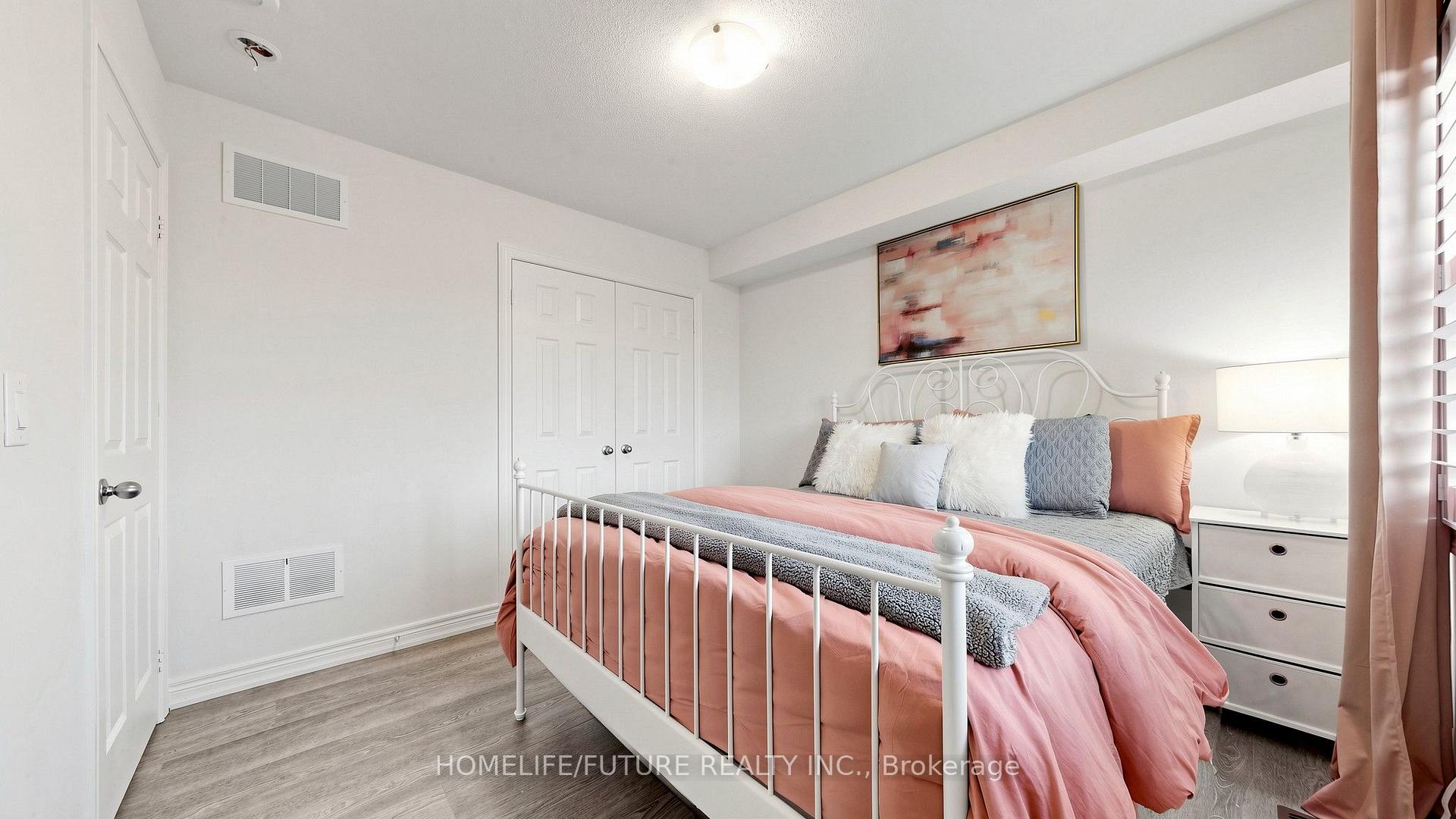 Photo 31 of 101 Bronson Terrace, Milton, Ford — HOMEH
