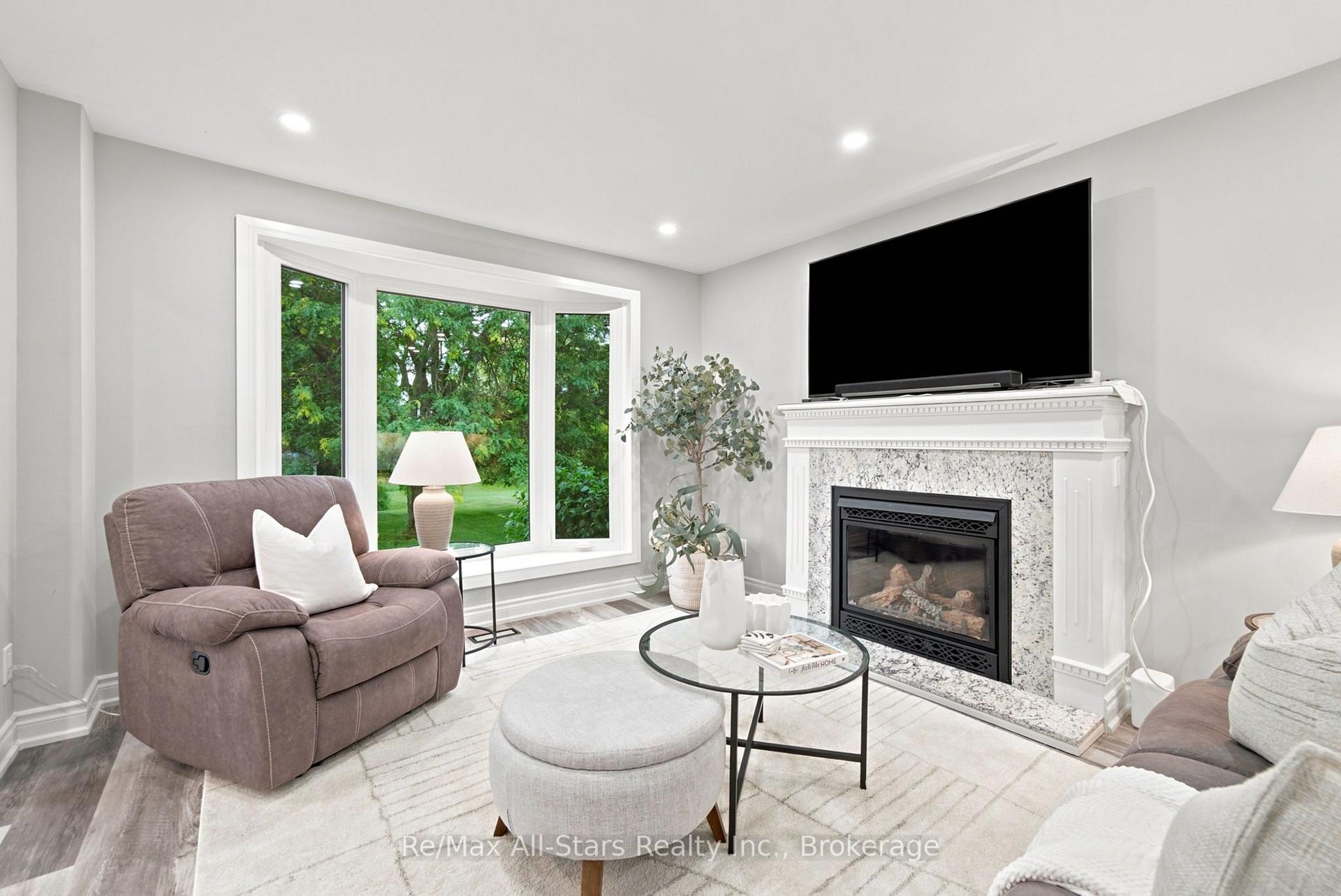 Photo 8 of 263 Union Avenue, Scugog, Port Perry — HOMEH