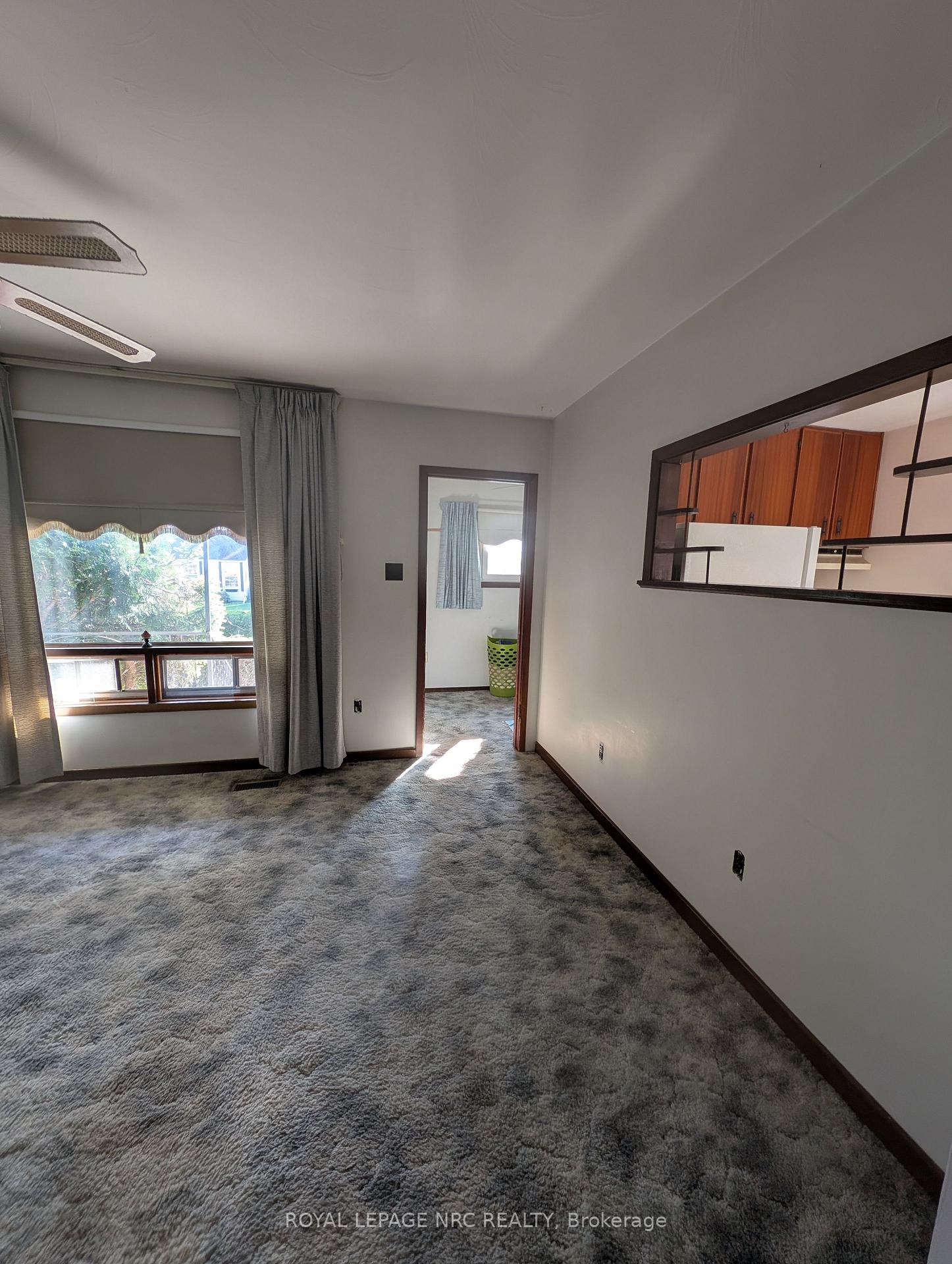 Photo 17 of 4353 Fifth Avenue, Niagara Falls, Downtown — HOMEH