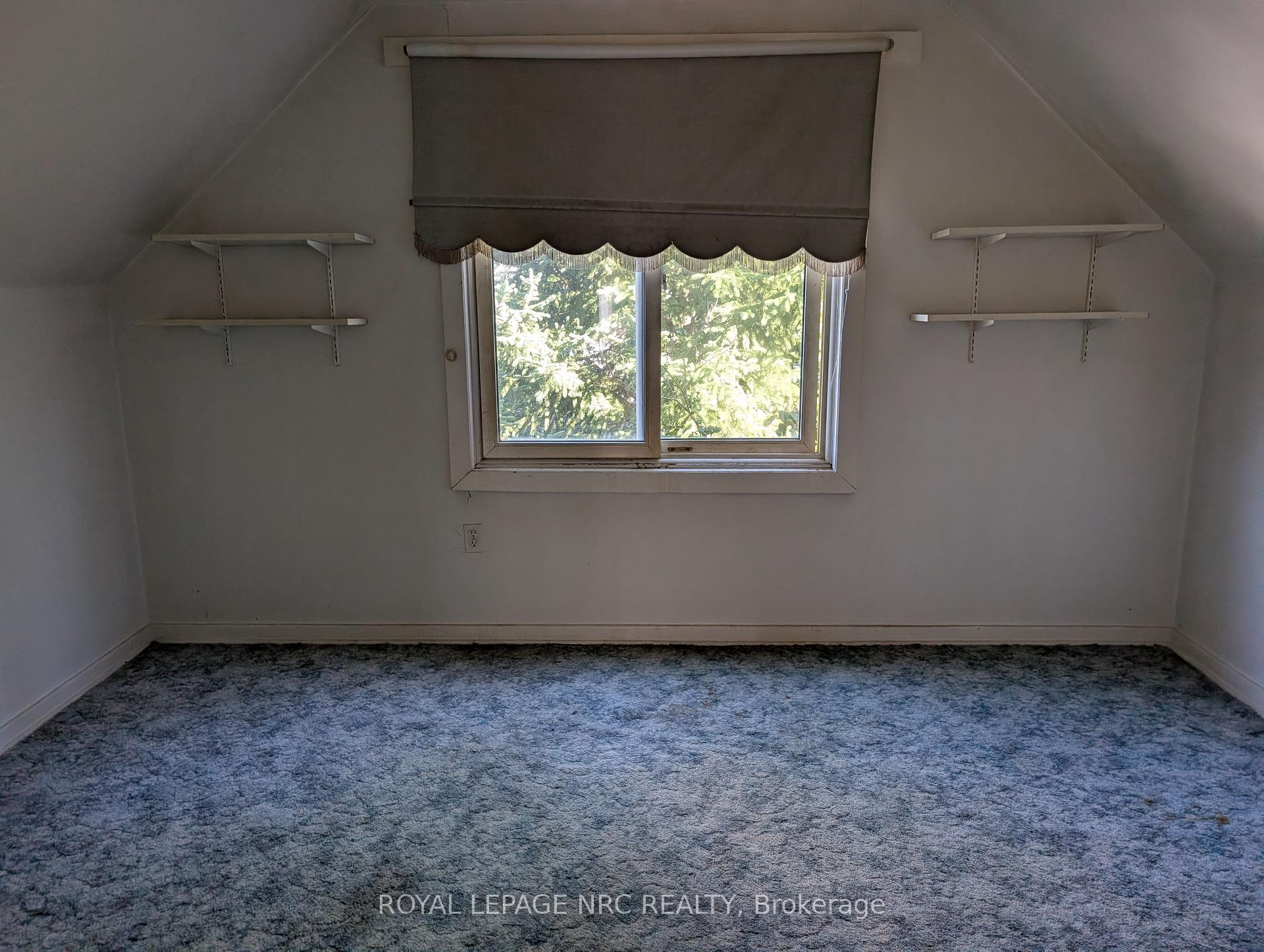 Photo 21 of 4353 Fifth Avenue, Niagara Falls, Downtown — HOMEH