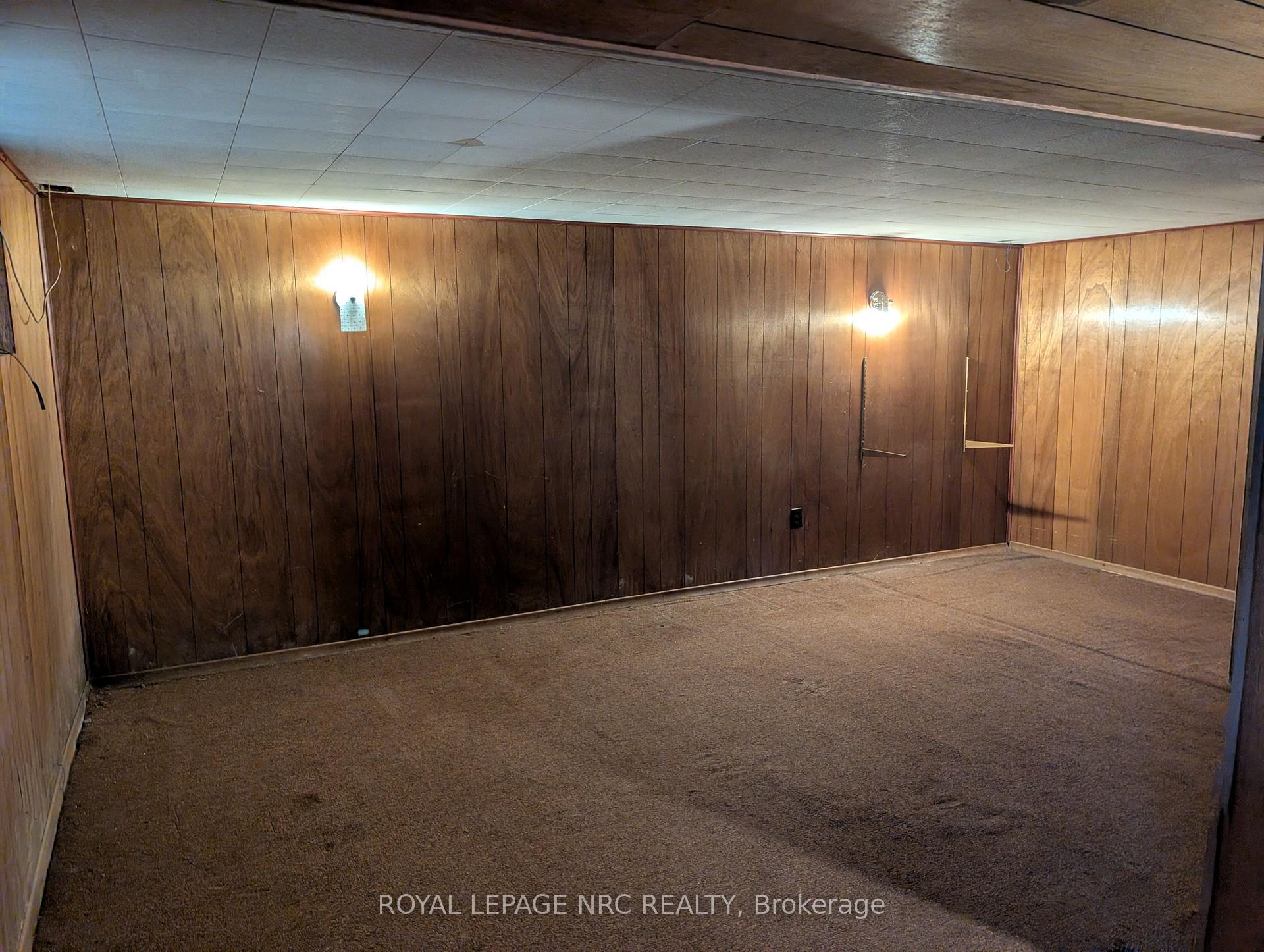 Photo 22 of 4353 Fifth Avenue, Niagara Falls, Downtown — HOMEH
