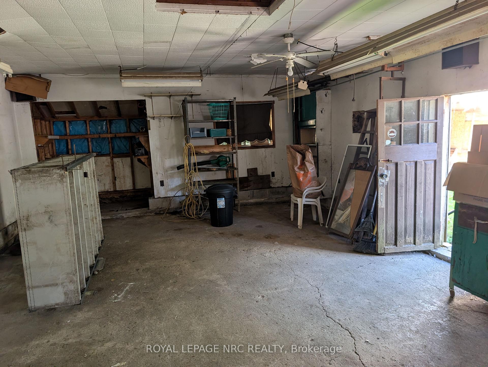 Photo 31 of 4353 Fifth Avenue, Niagara Falls, Downtown — HOMEH