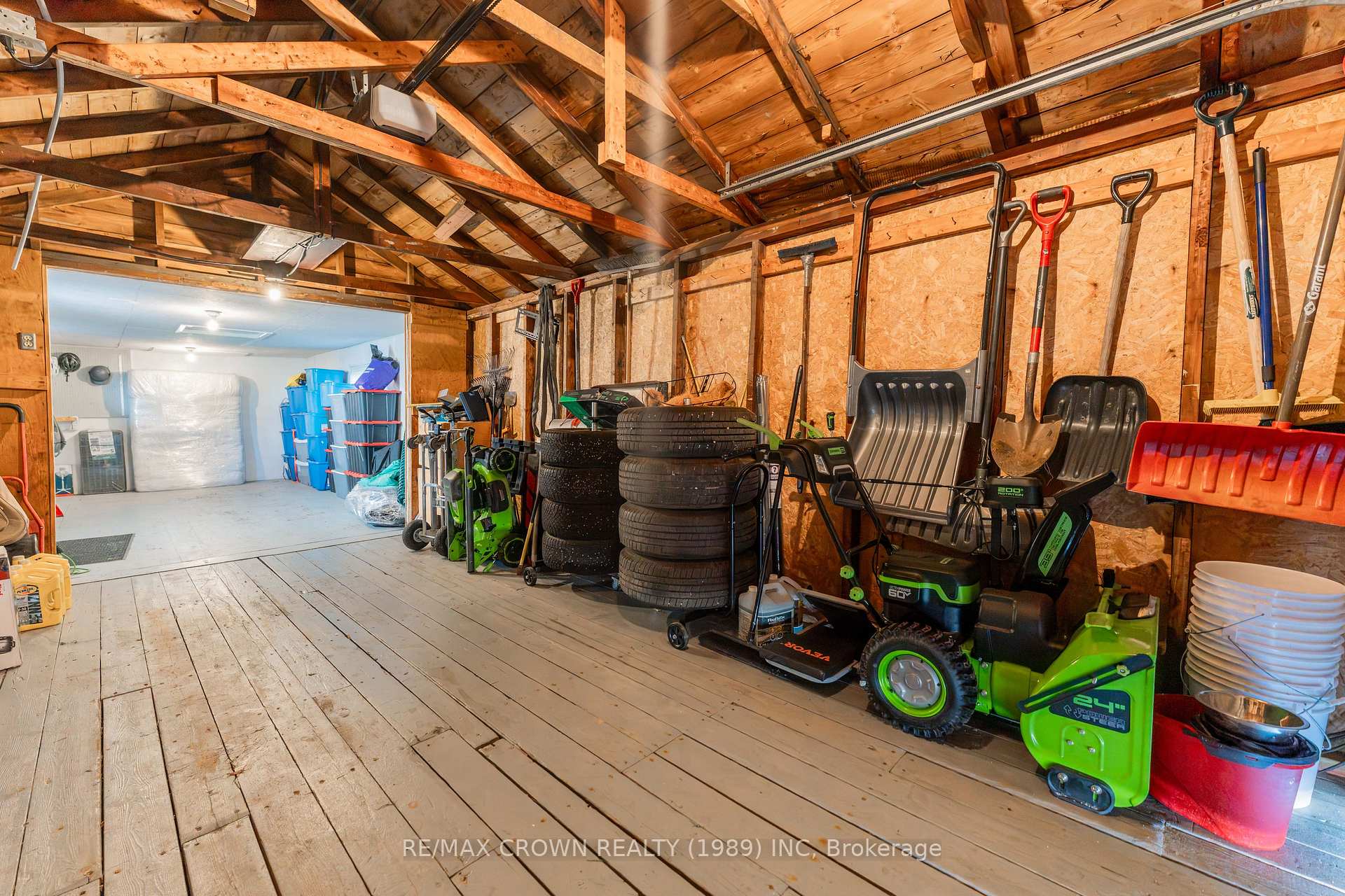 Photo 3 of 13 Pine Crescent, Kapuskasing — HOMEH