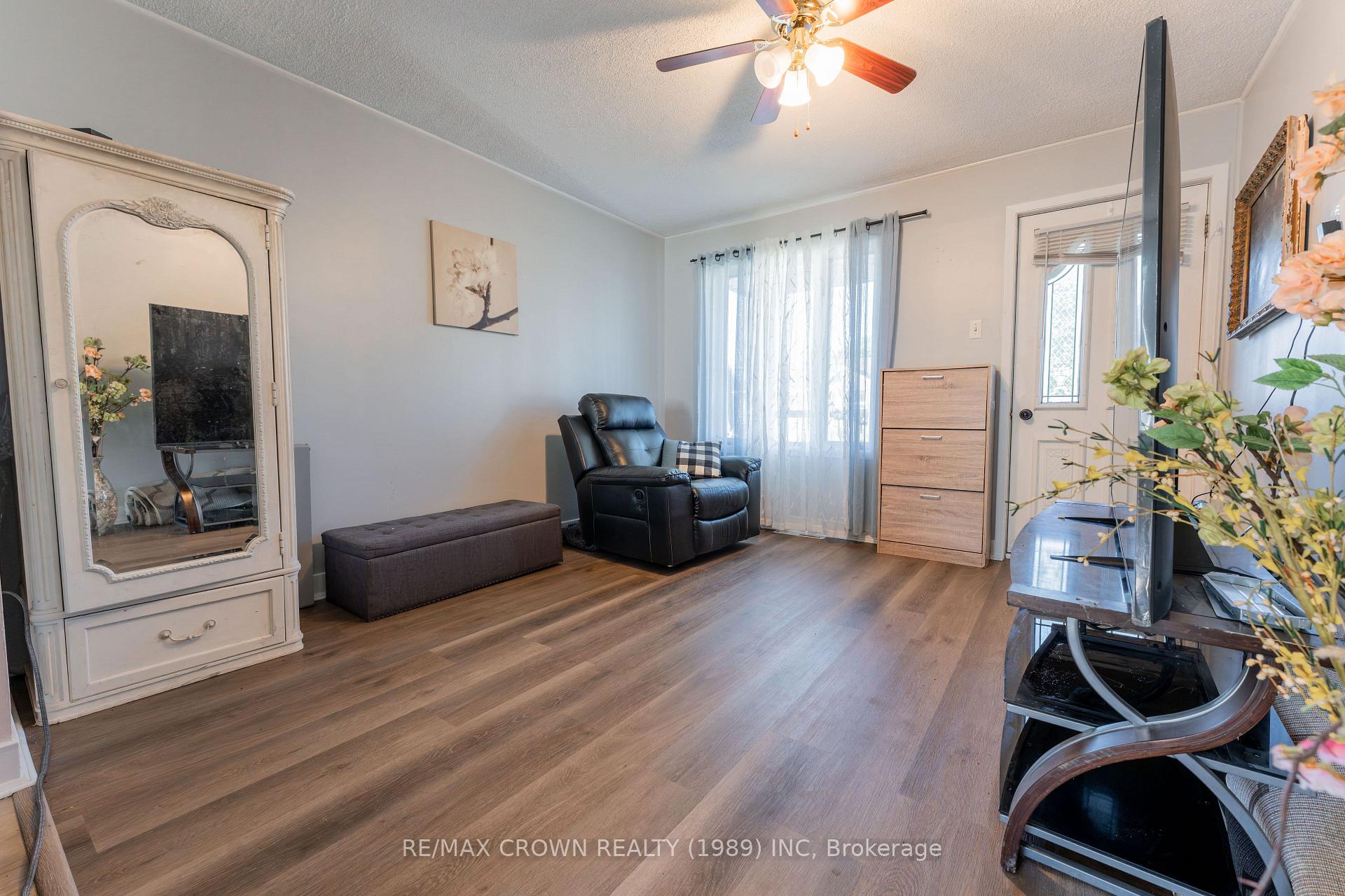 Photo 9 of 13 Pine Crescent, Kapuskasing — HOMEH