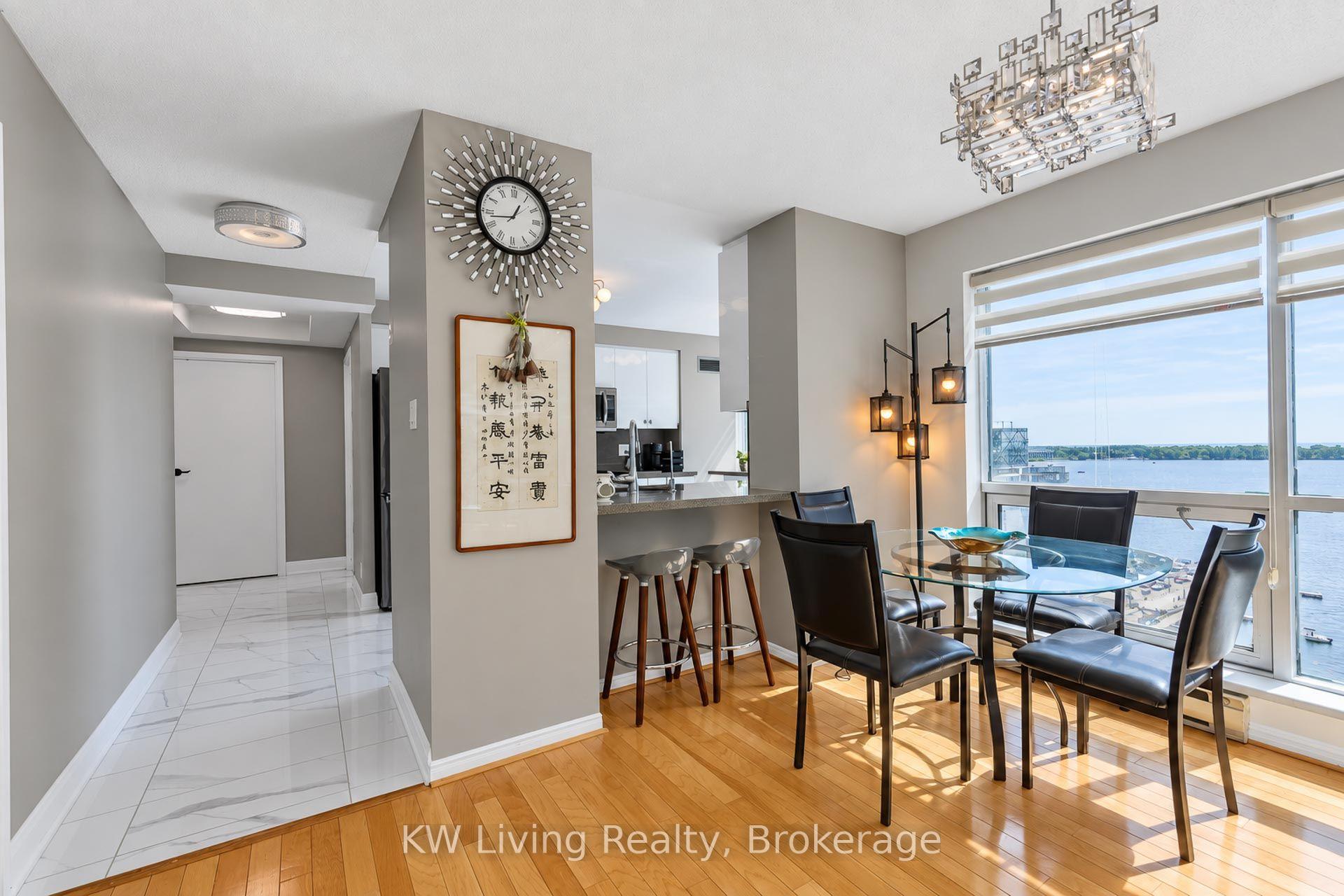 Photo 13 of Unit 1702, 10 Yonge Street, Toronto, Waterfront Communities — HOMEH
