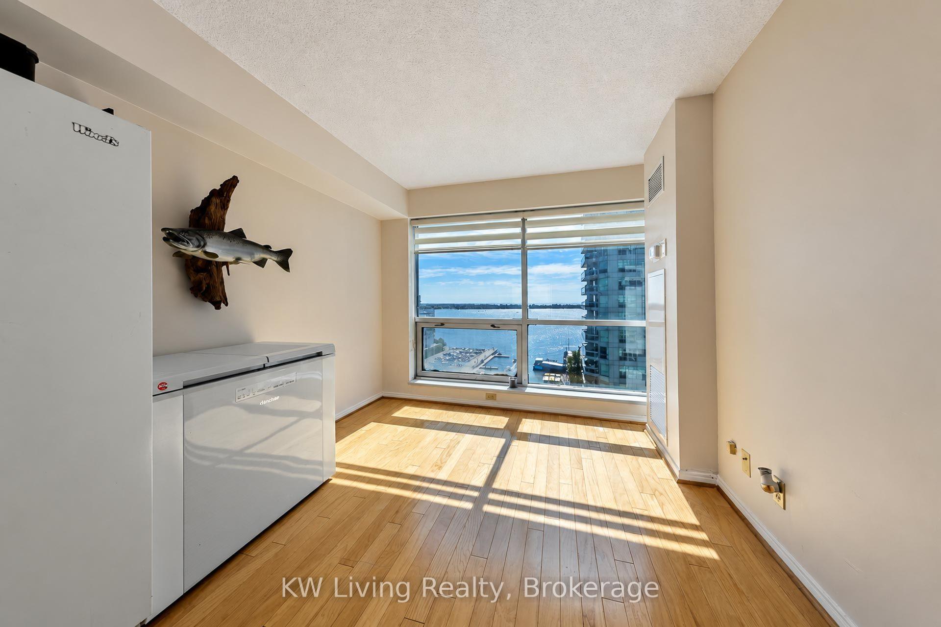 Photo 26 of Unit 1702, 10 Yonge Street, Toronto, Waterfront Communities — HOMEH