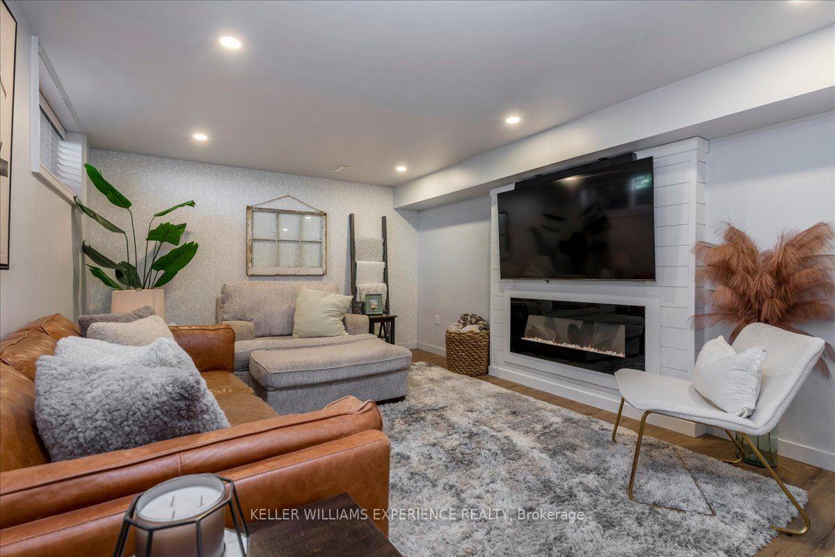 Photo 23 of 92 Johnson Street, Barrie, Codrington — HOMEH