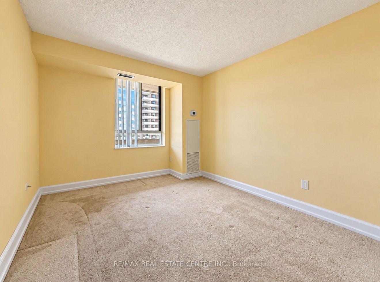 Photo 11 of Unit 910, 5 Lisa Street, Brampton, Queen Street Corridor — HOMEH