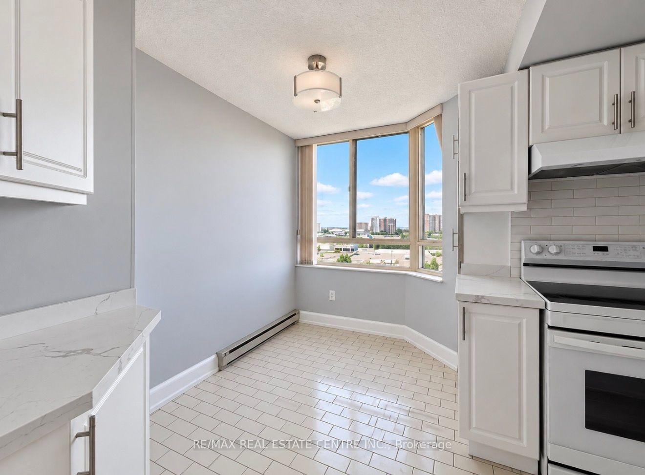 Photo 19 of Unit 910, 5 Lisa Street, Brampton, Queen Street Corridor — HOMEH
